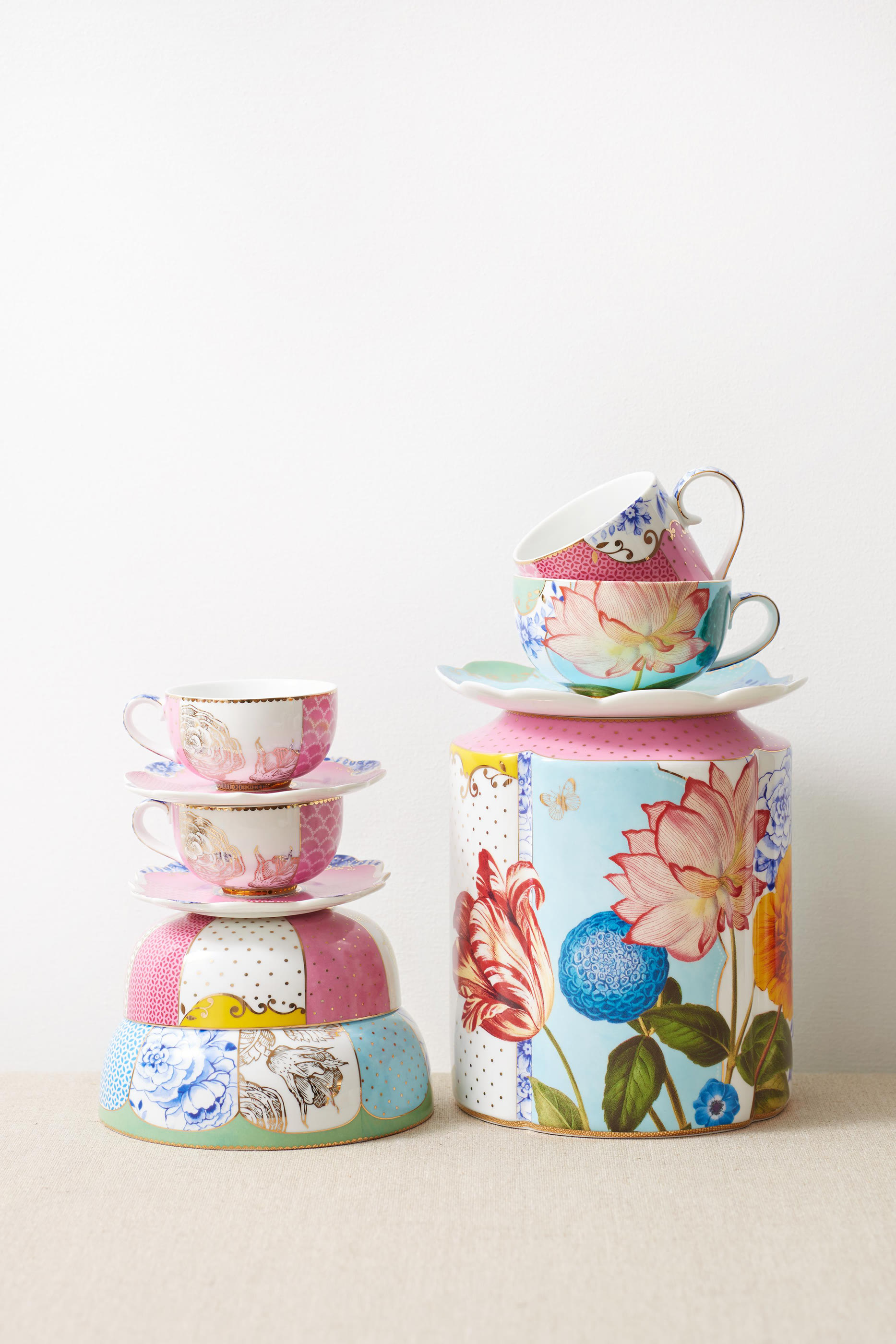 برطمان حفظ رويال متعدد الألوان