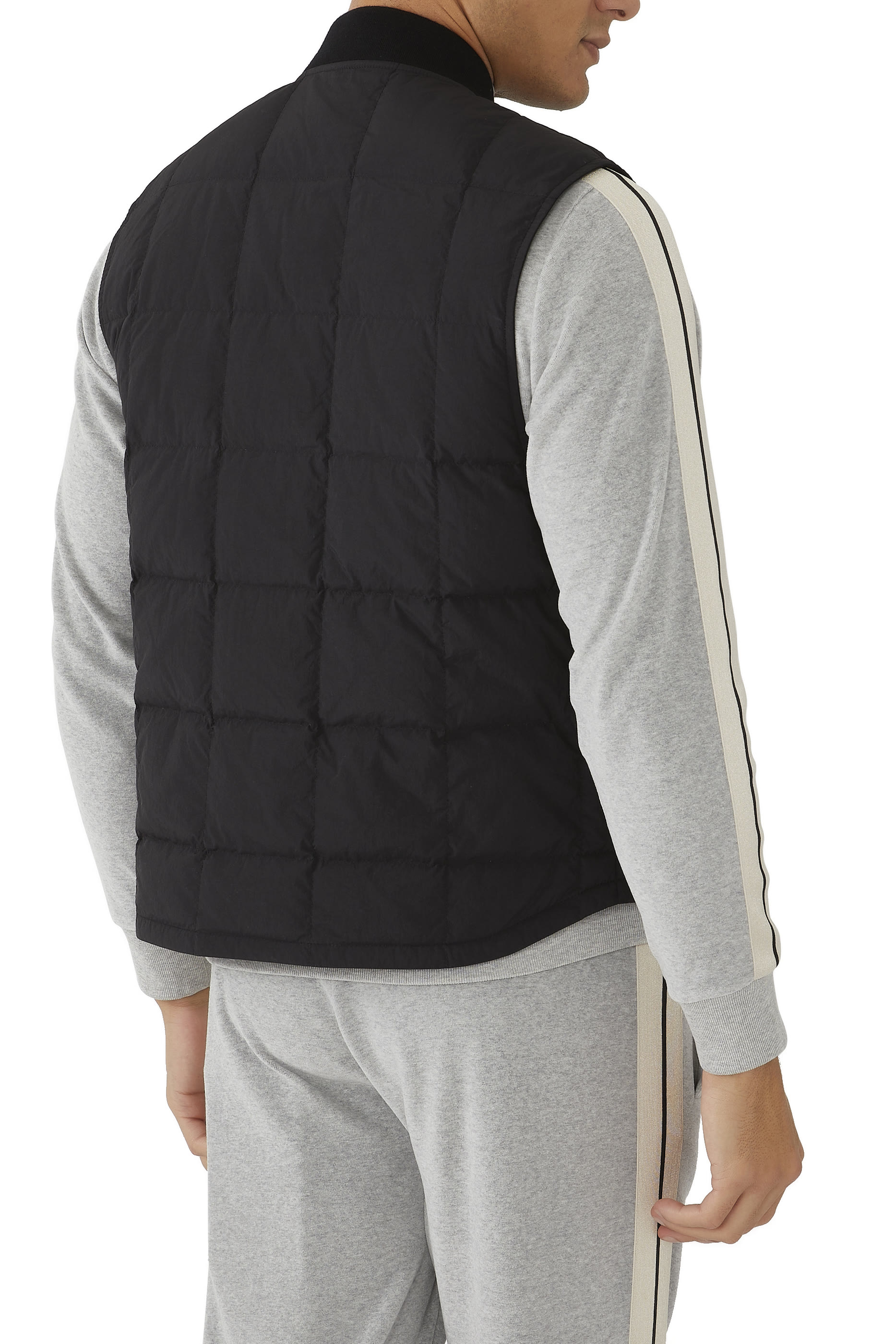 فيست بينويل بالم انجلز x مونكلر