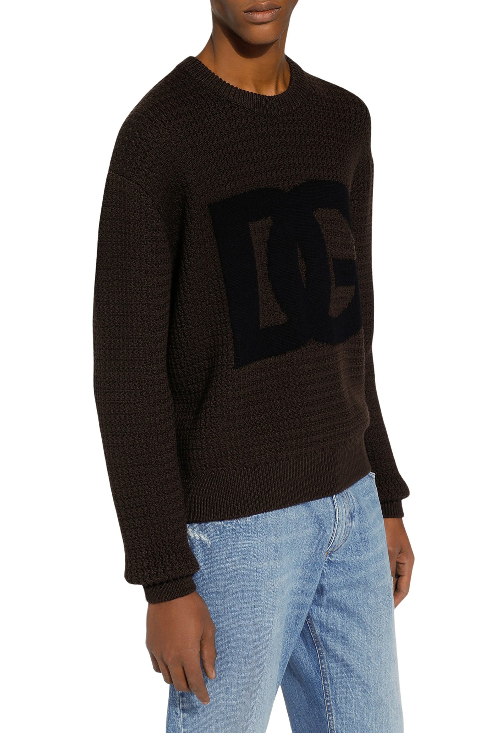 كنزة صوف منسوجة يدويا