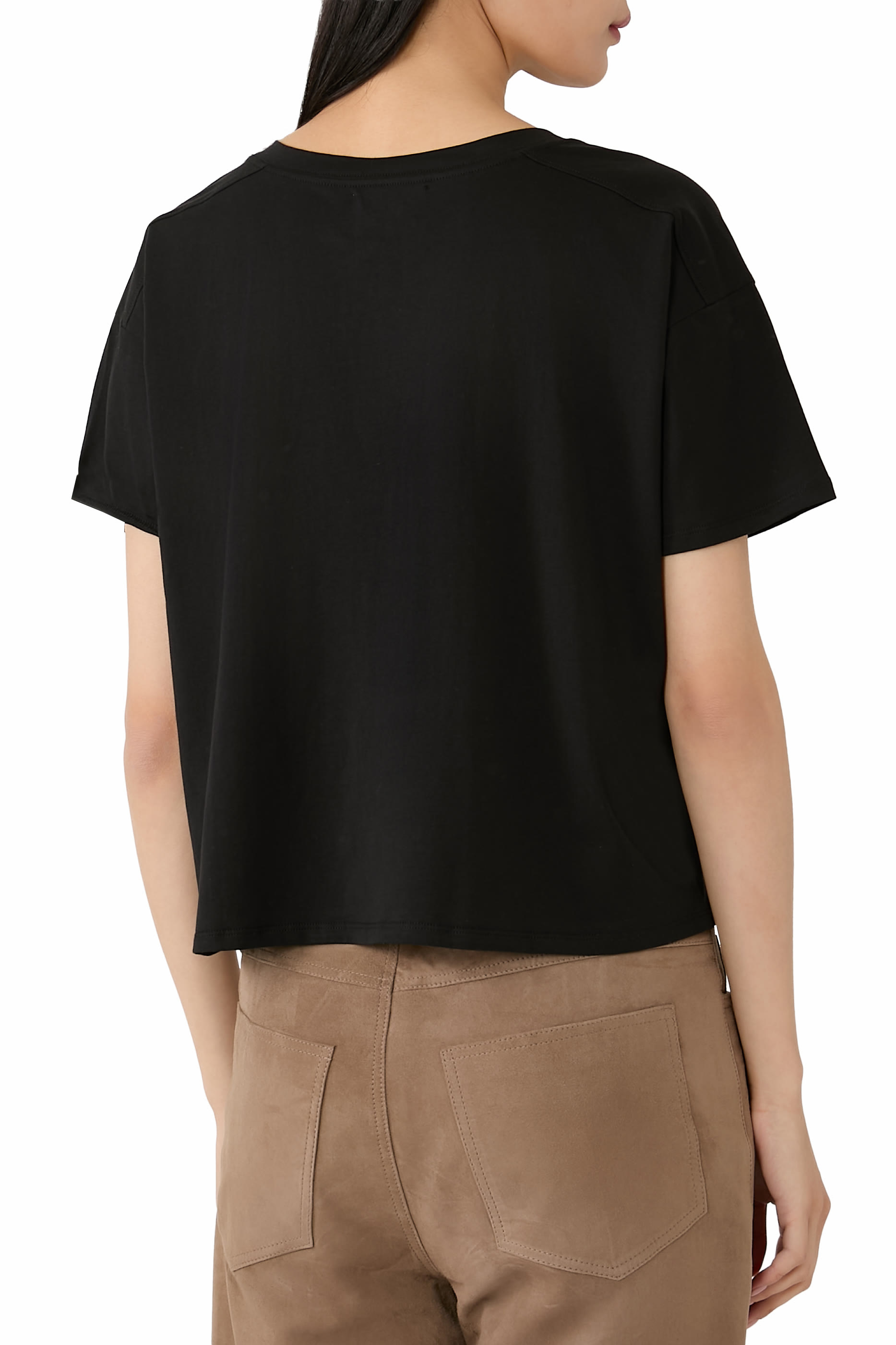 تيشيرت اف ايه ايه ايه ال دي سي بياقة V