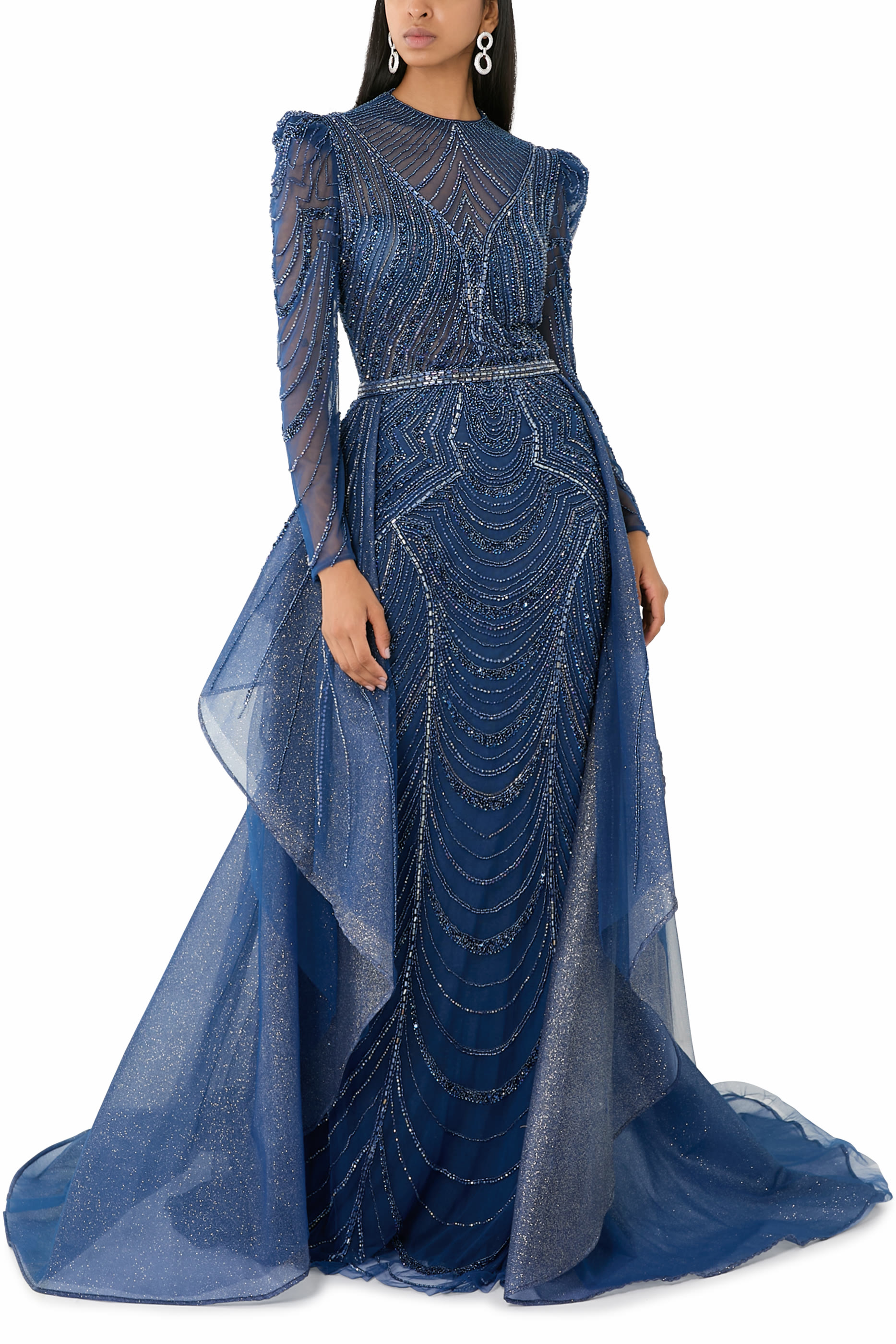 فستان سهرة مطرز