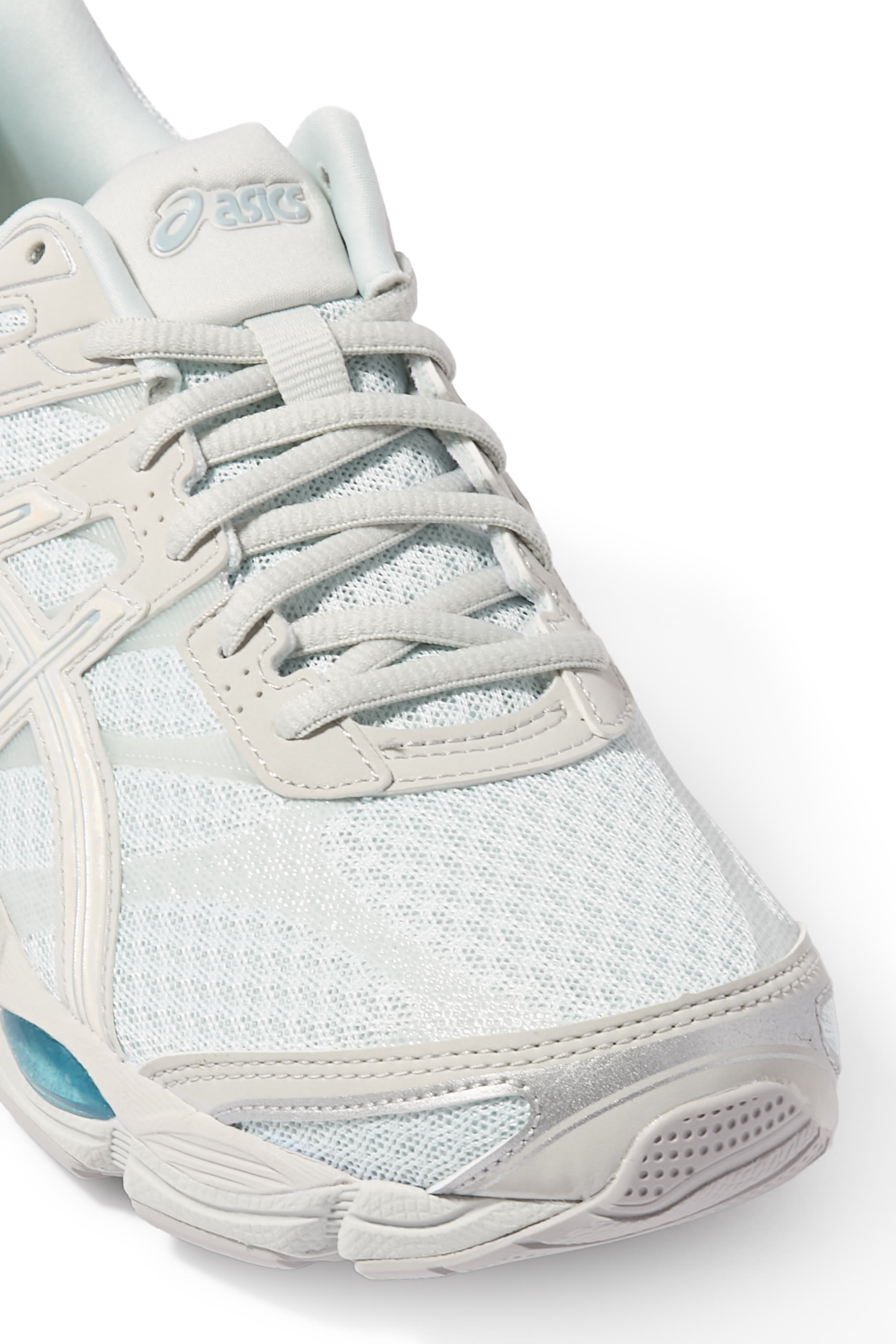 سنيكرز جل كومولوس 16