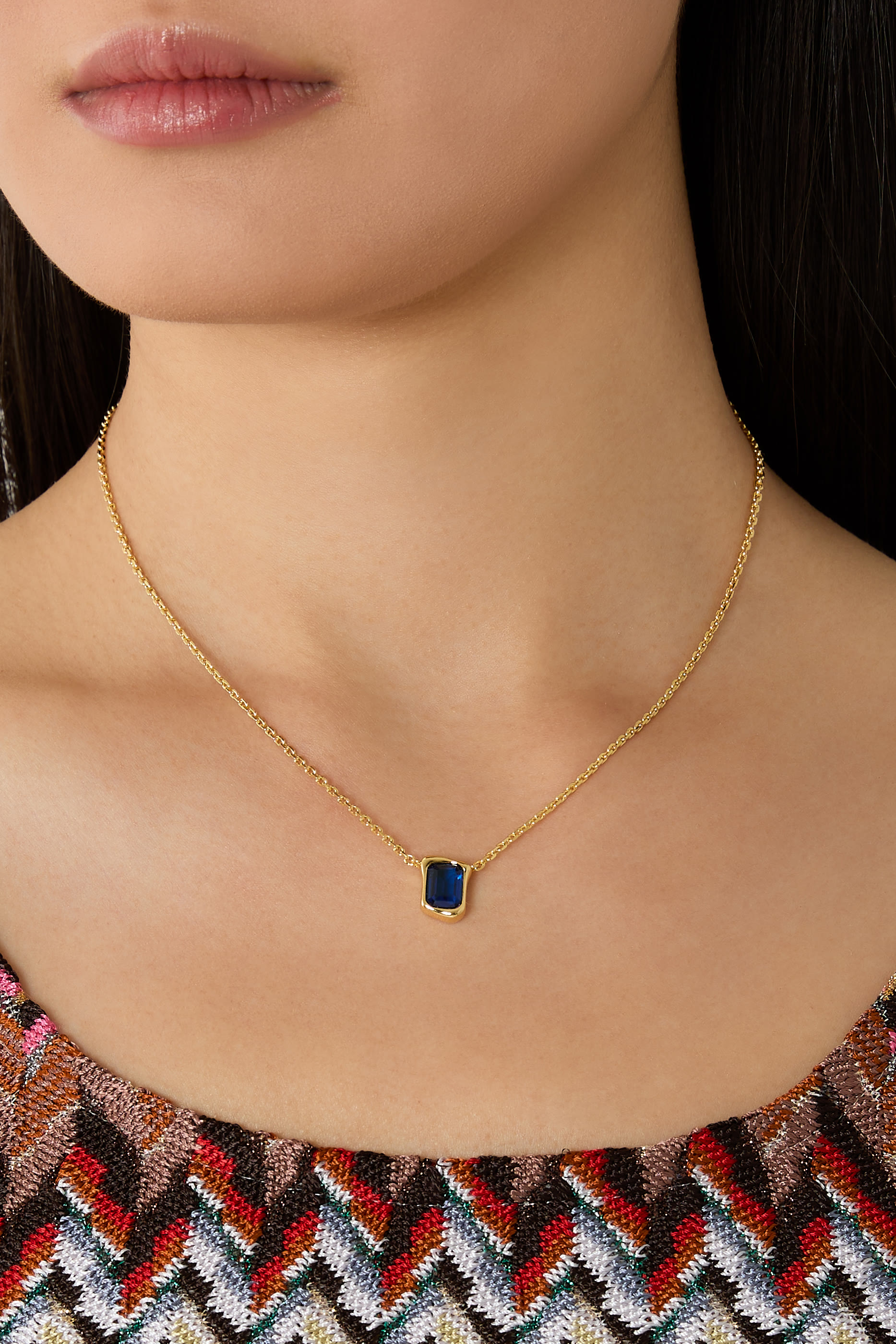 قلادة مولتن بدلاية بحجر زجاجي، معدن مطلي