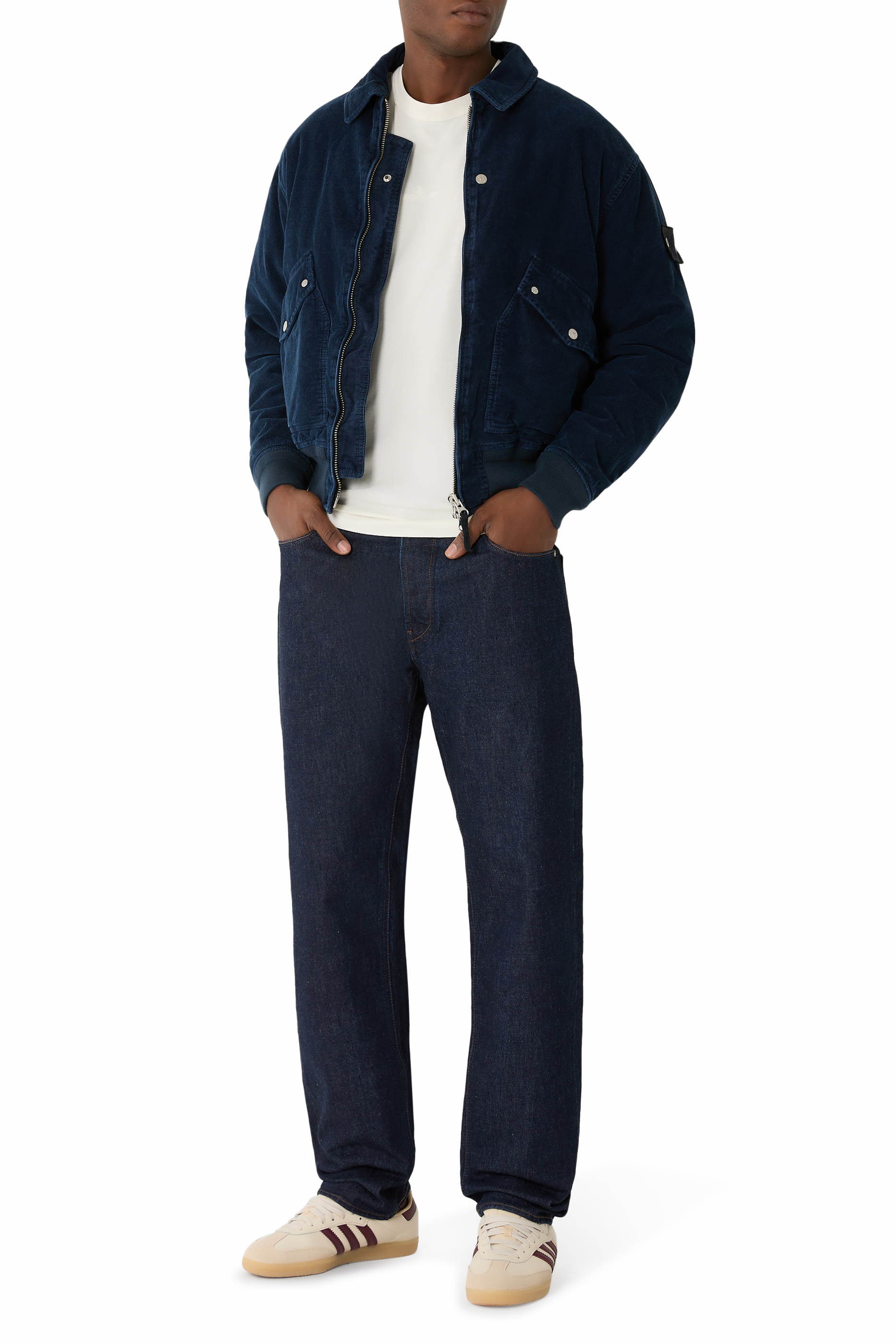 تيشيرت مطرز بشعار الماركة