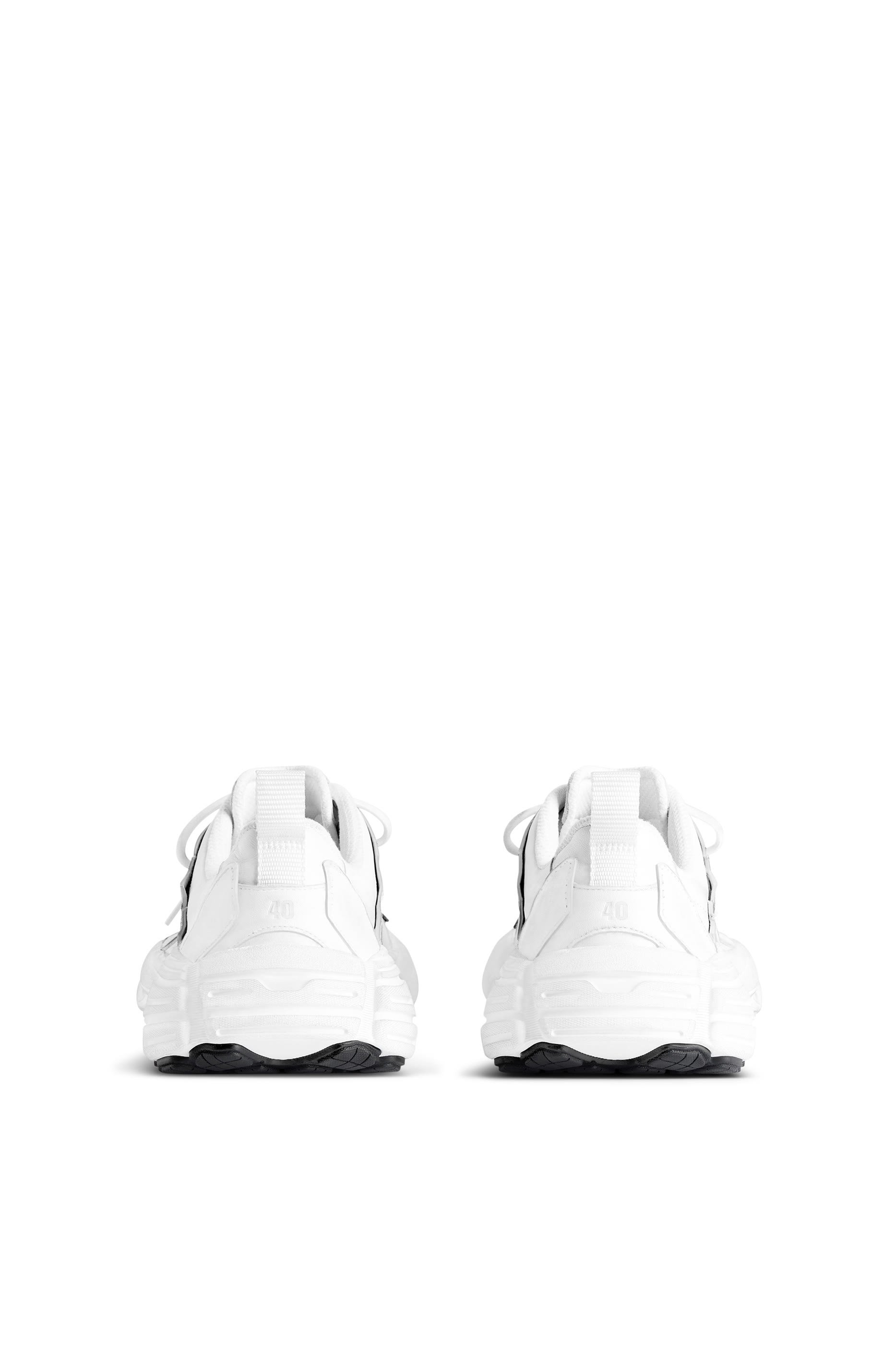 سنيكرز مونداي بكاحل منخفض