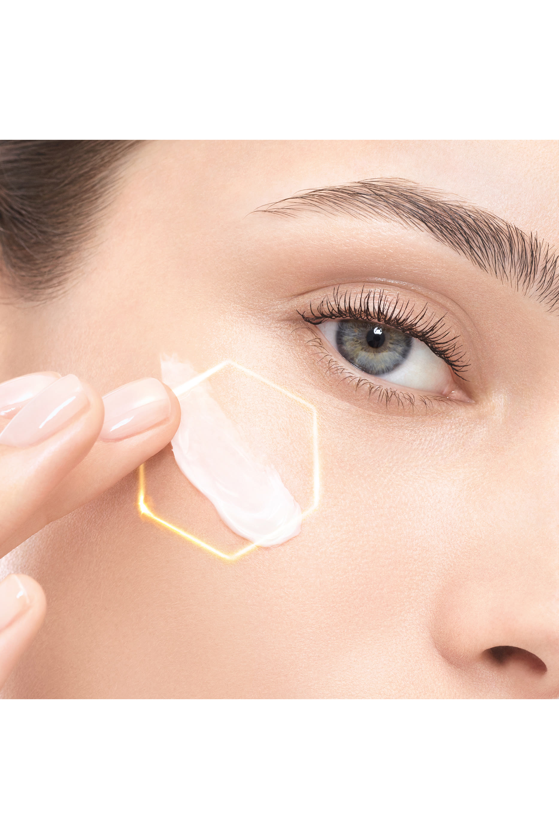 كريم علاجي غني بالعسل