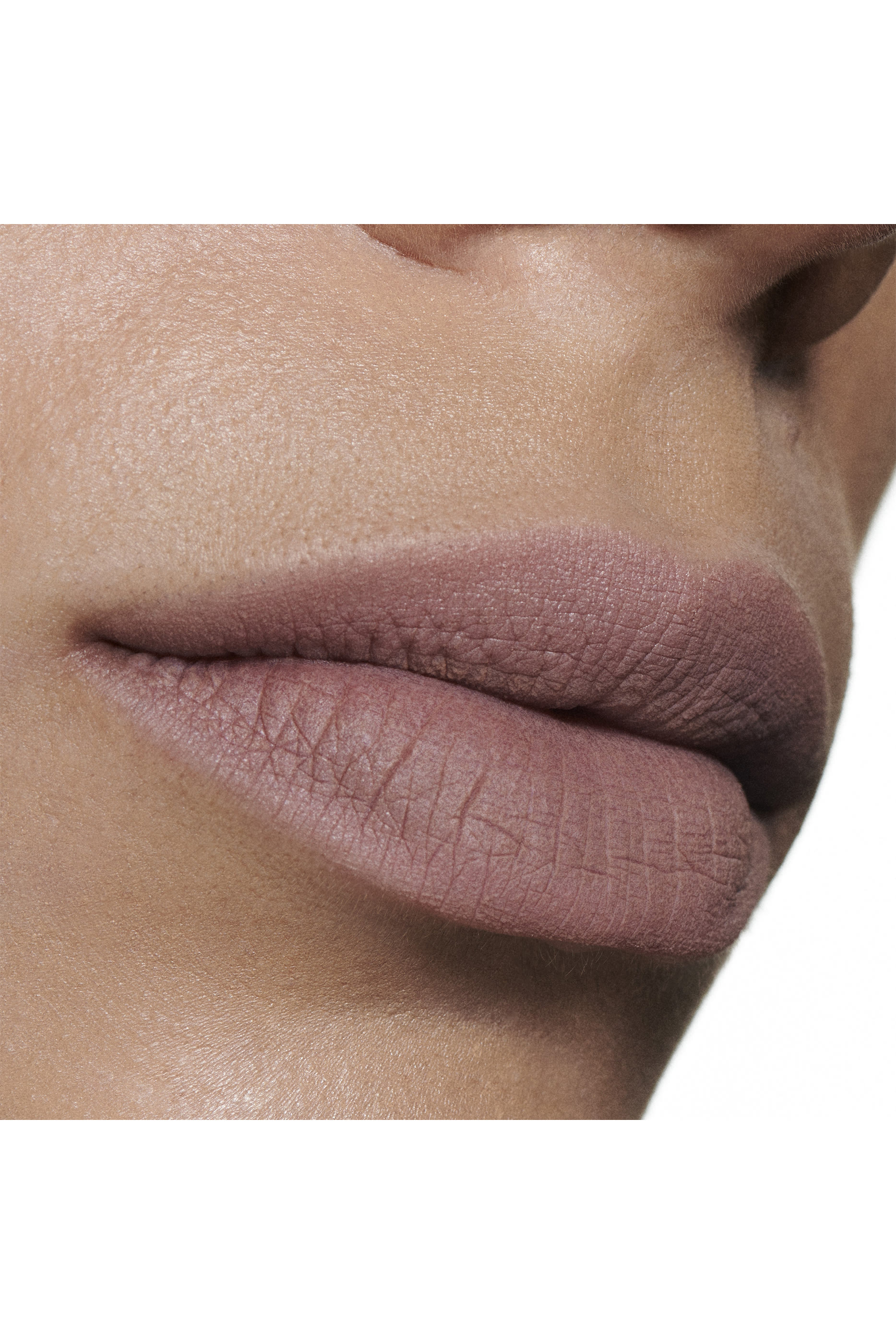 أحمر شفاه باودر كيس سائل