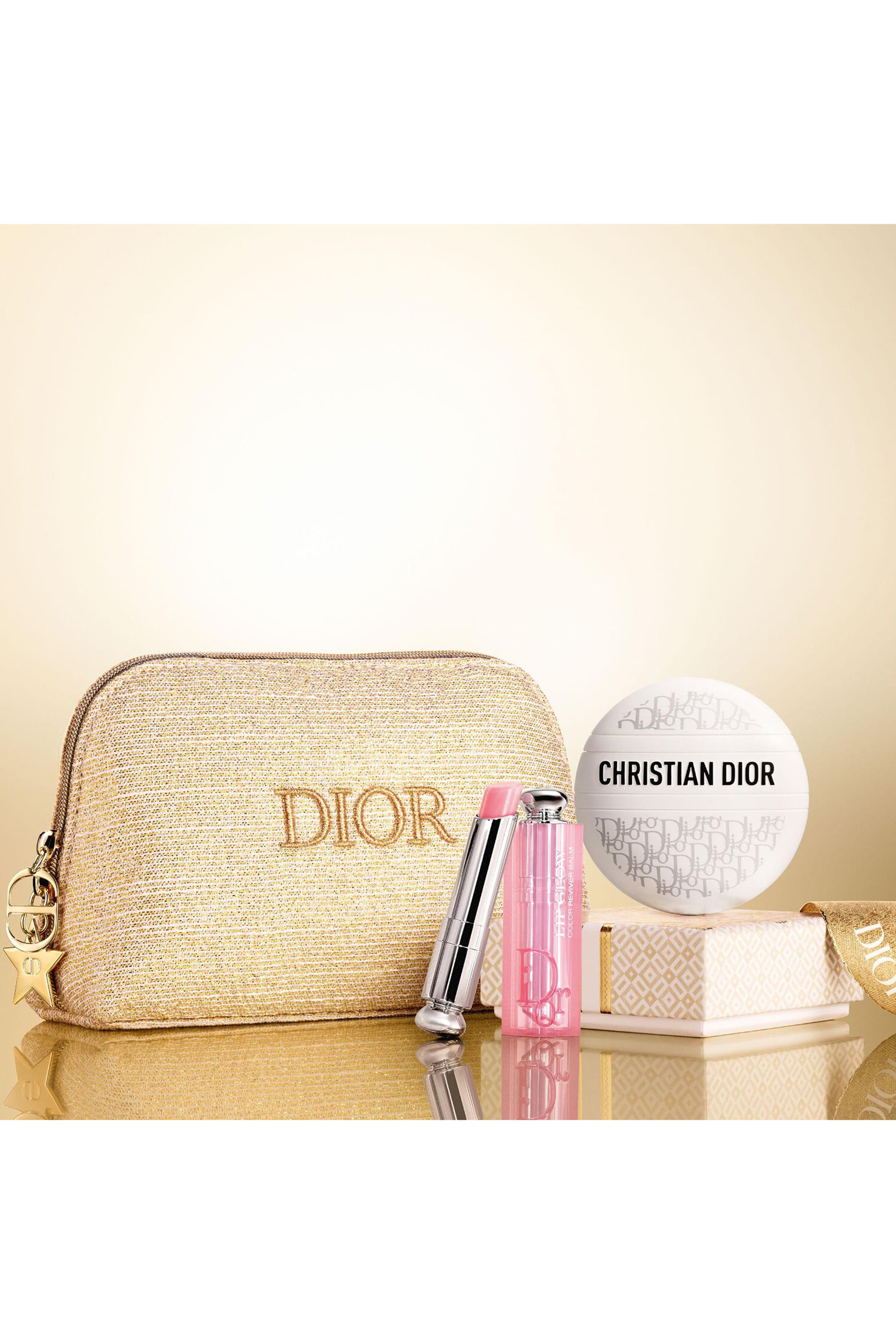 مجموعة مكياج ومستحضرات عناية بالبشرة - إصدار محدود للكريسماس