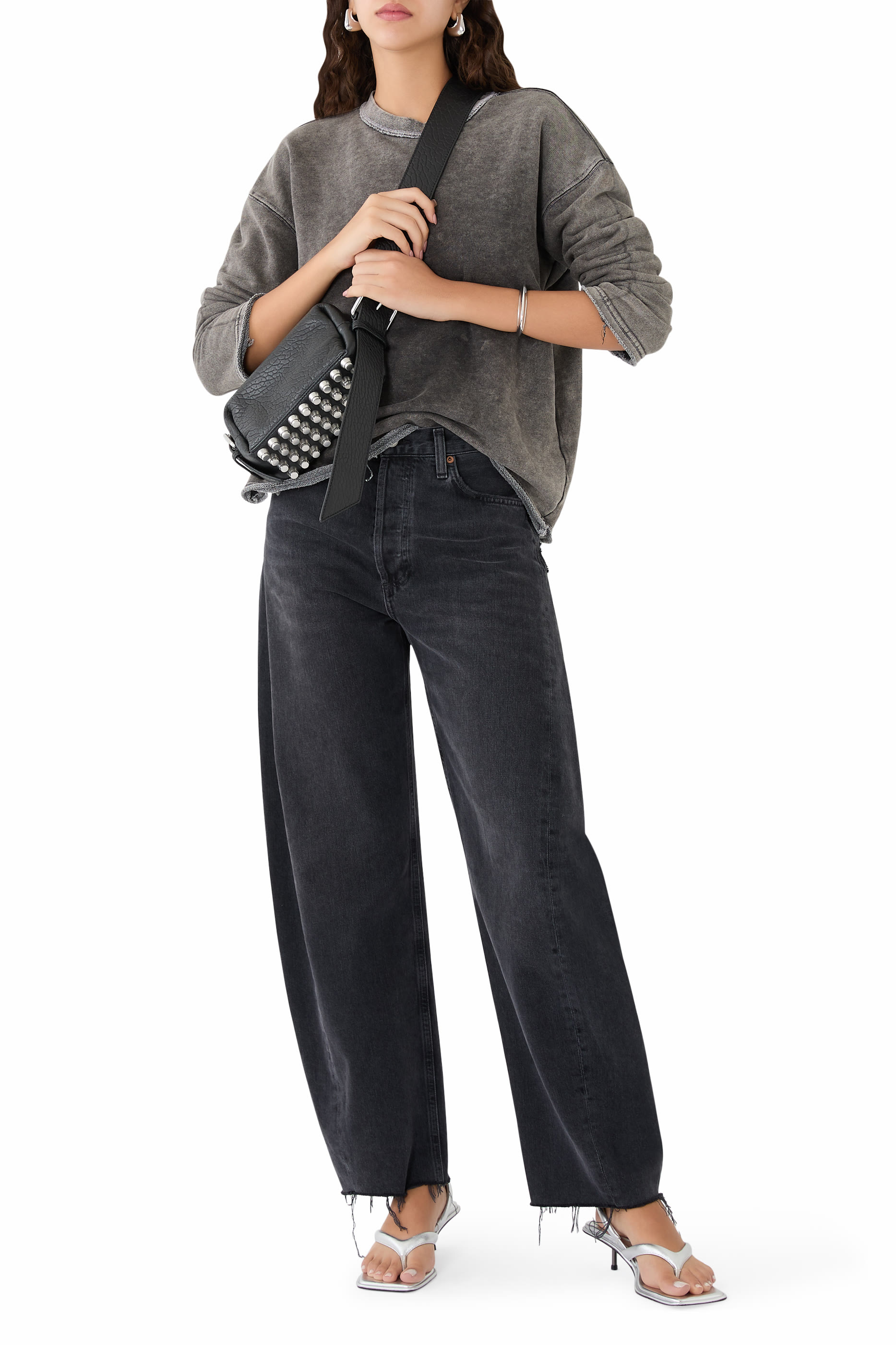 كنزة بأكمام طويلة