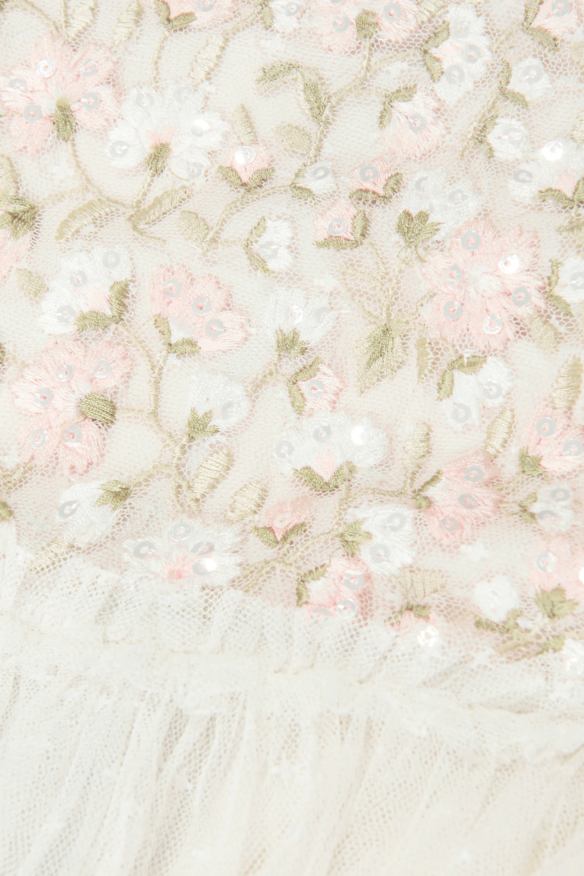 فستان بوسي تول بصدرية مطرزة للأطفال