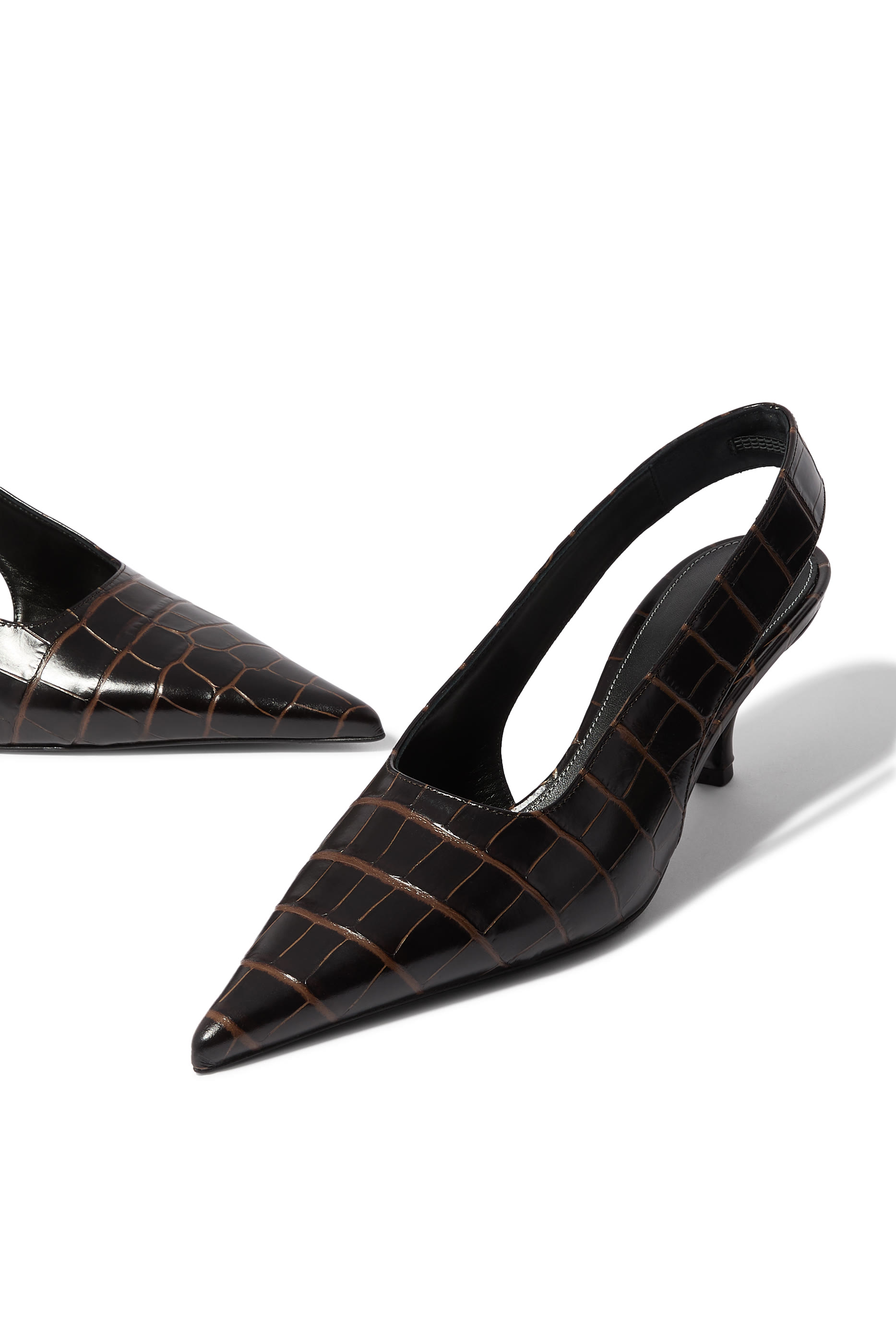 حذاء كلاسكيي 55 بسير خلفي ونقشة جلد التمساح