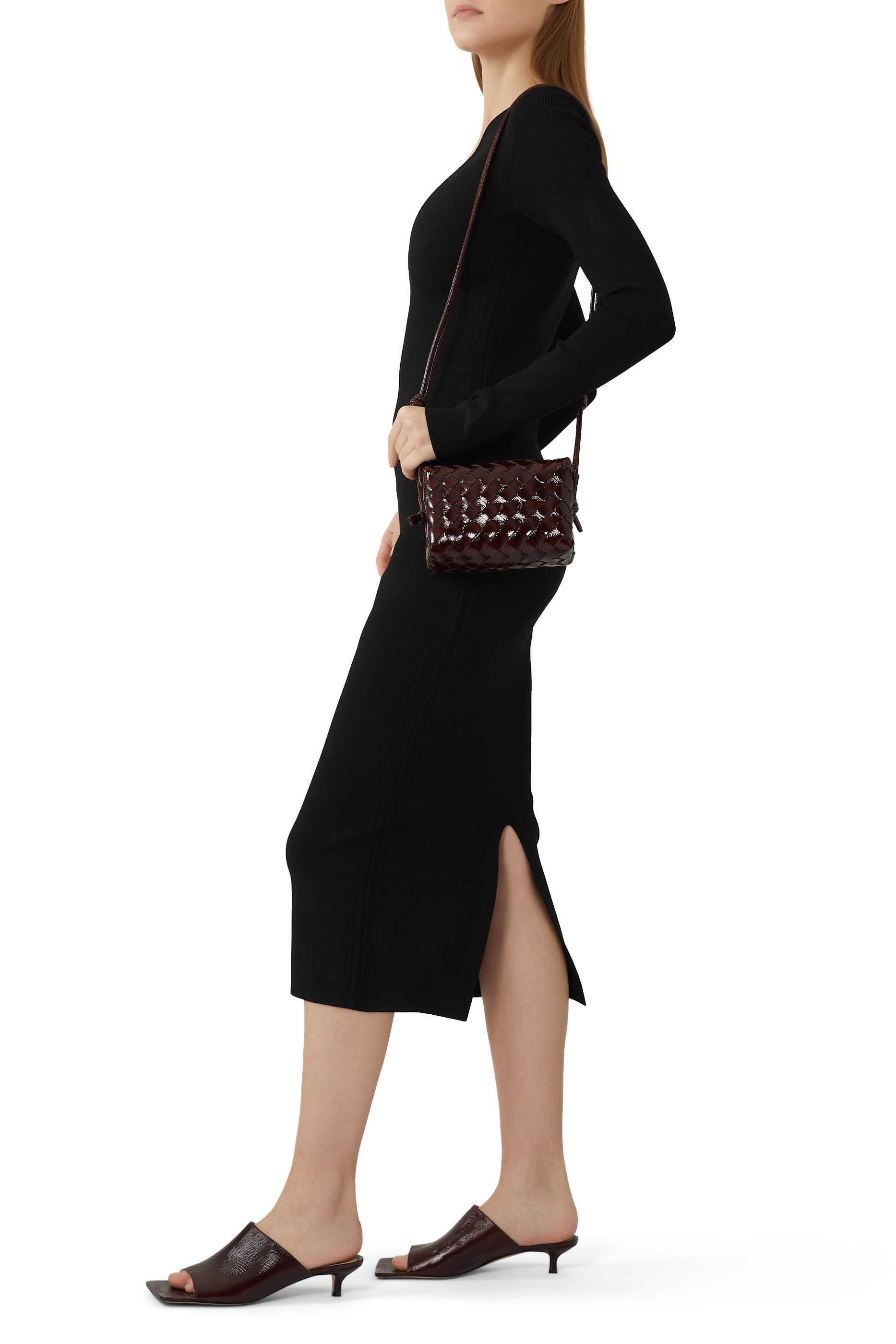 حذاء مفتوح من الخلف 40 جلد مطاطي بكعب متوسط الإرتفاع