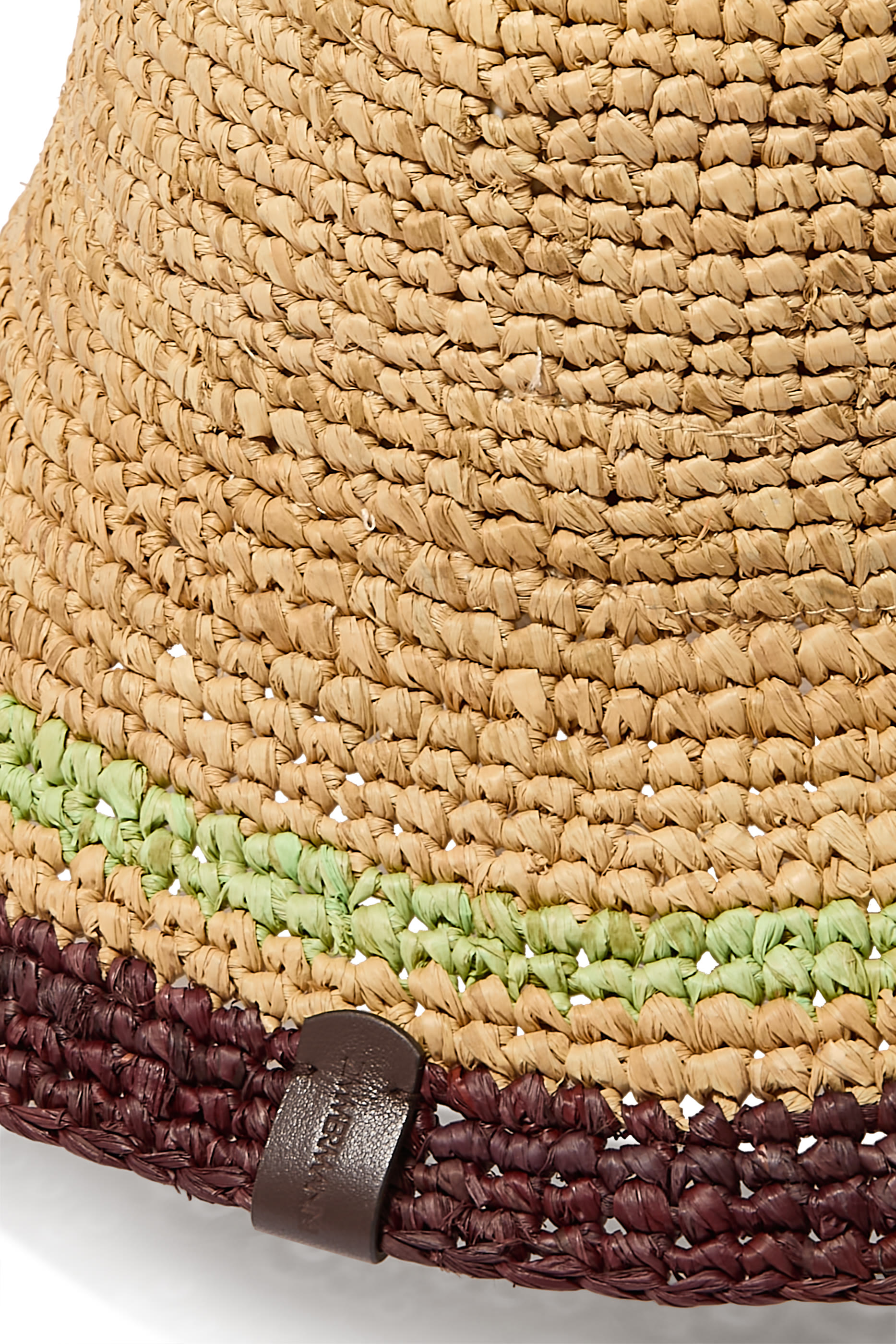 قبعة باكيت مزينة بخطوط خوص