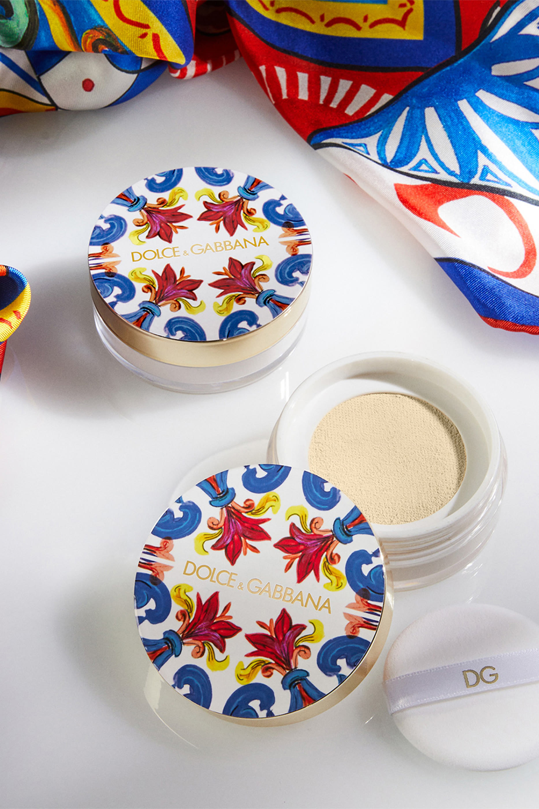 بودرة سائبة شفافة سولار جلو لتثبيت المكياج