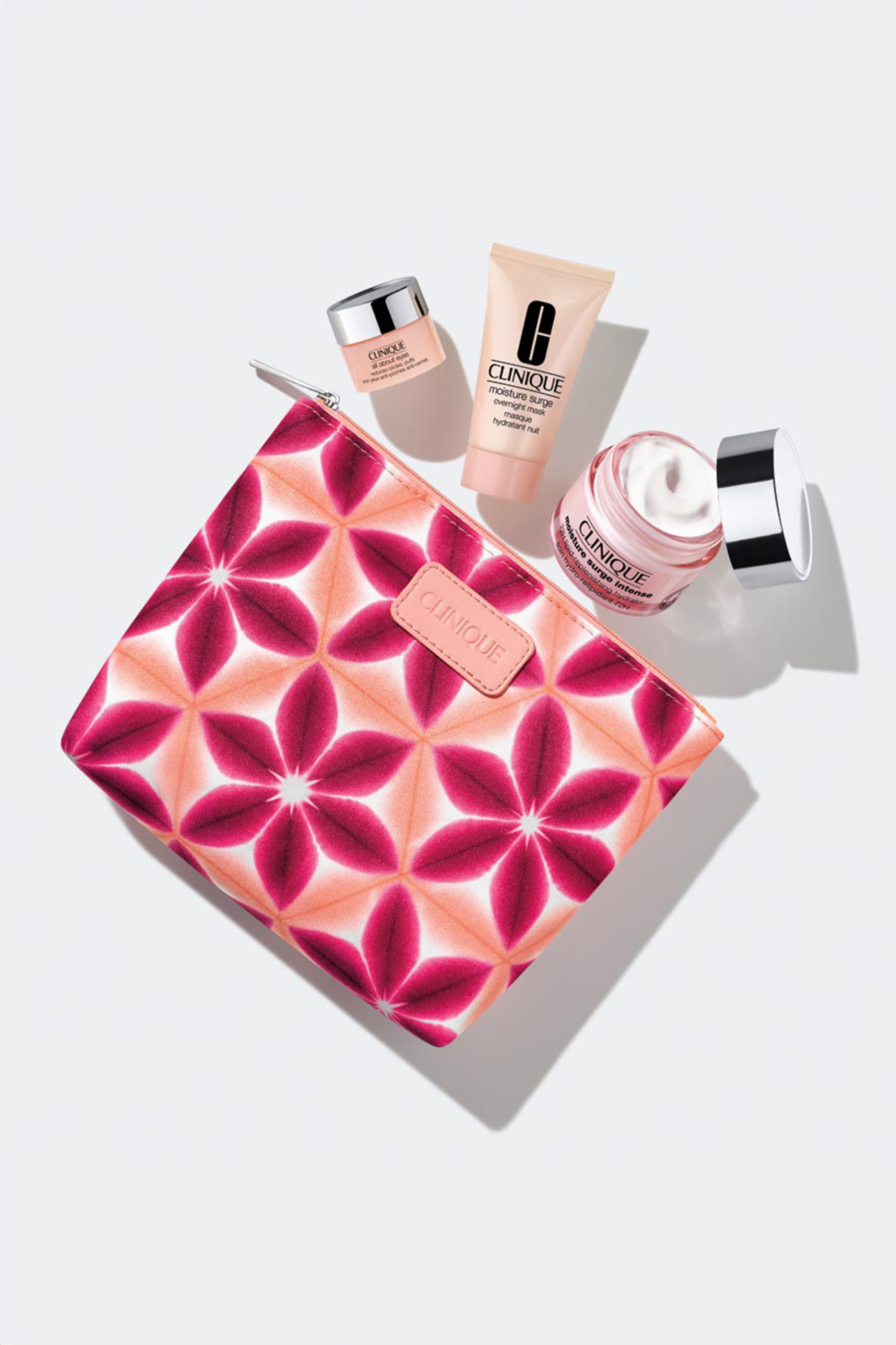 مجموعة هايدريشن هيروز للعناية بالبشرة