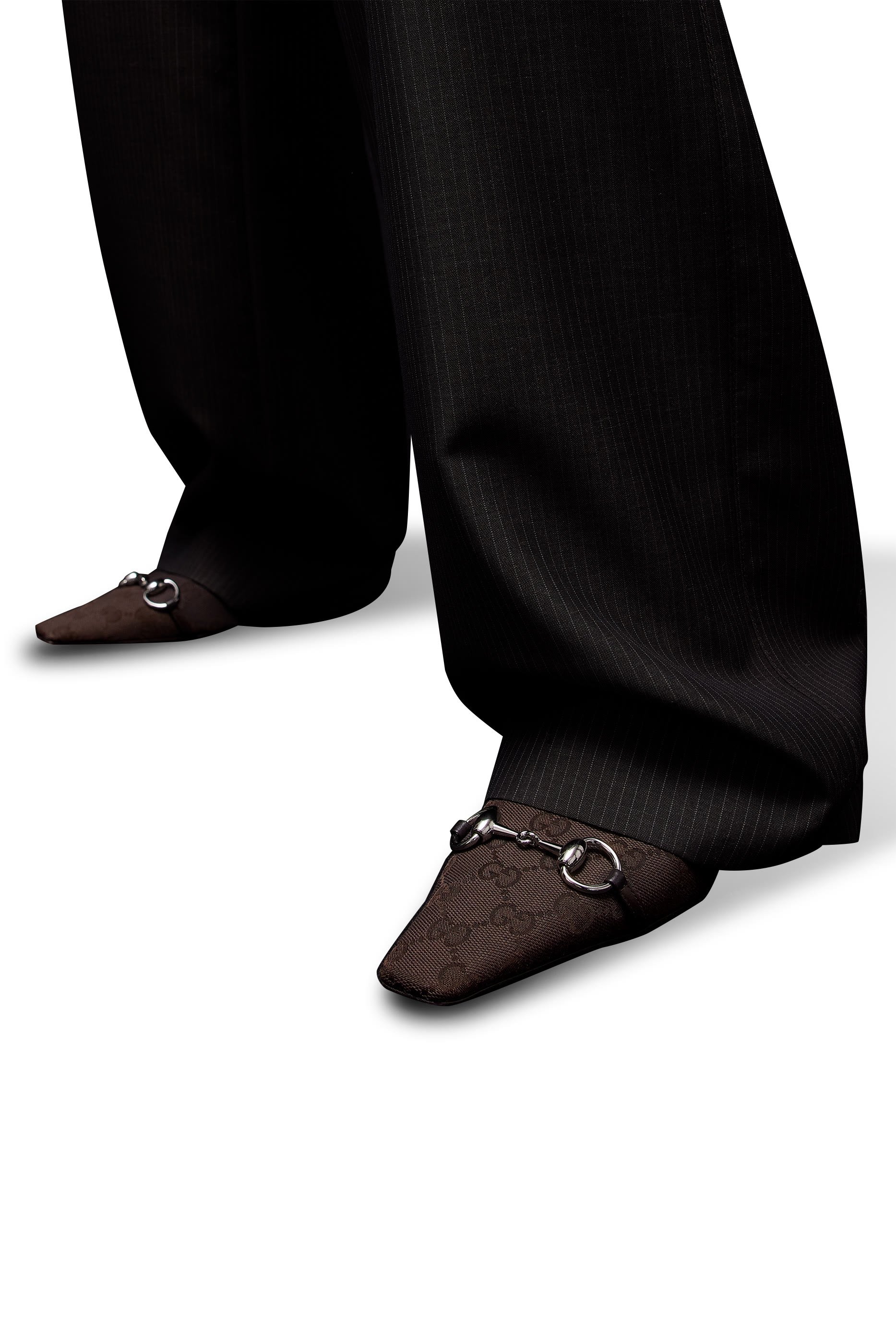 حذاء كلاسيك فيتوريا 55 بشعار الماركة 