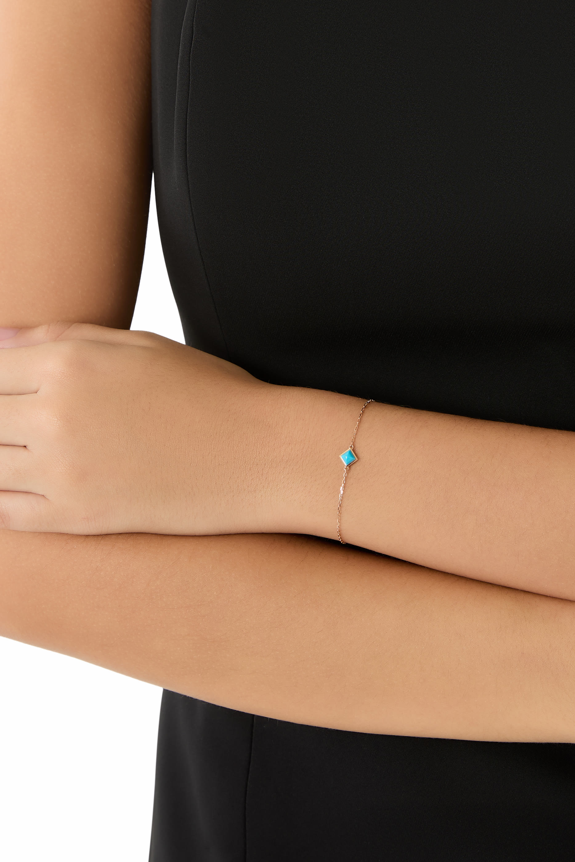 سوار كليو بحلية بتصميم هرمي، ذهب وردي عيار 18