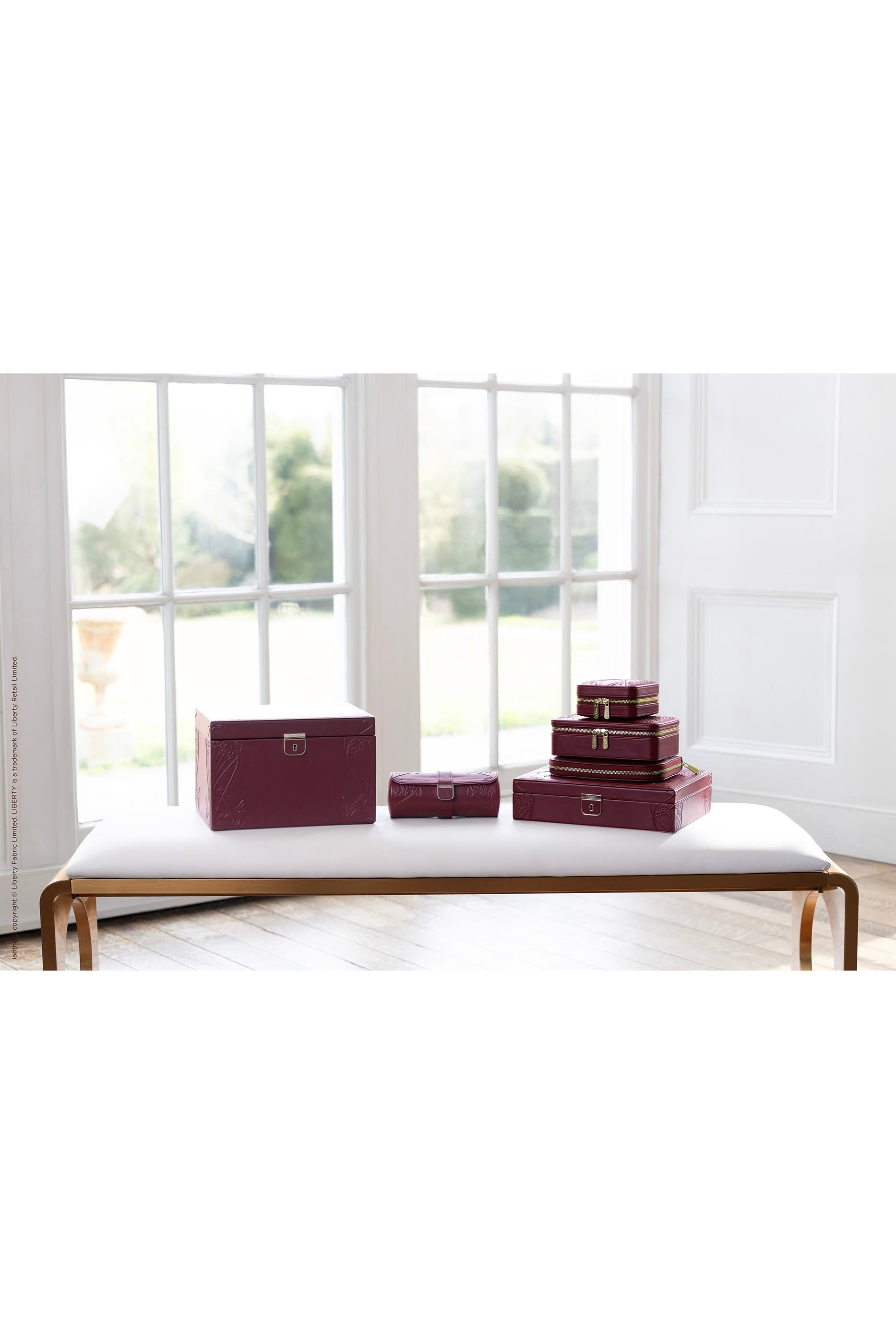 حقيبة مجوهرات ليبرتي للسفر بسحاب، متوسطة