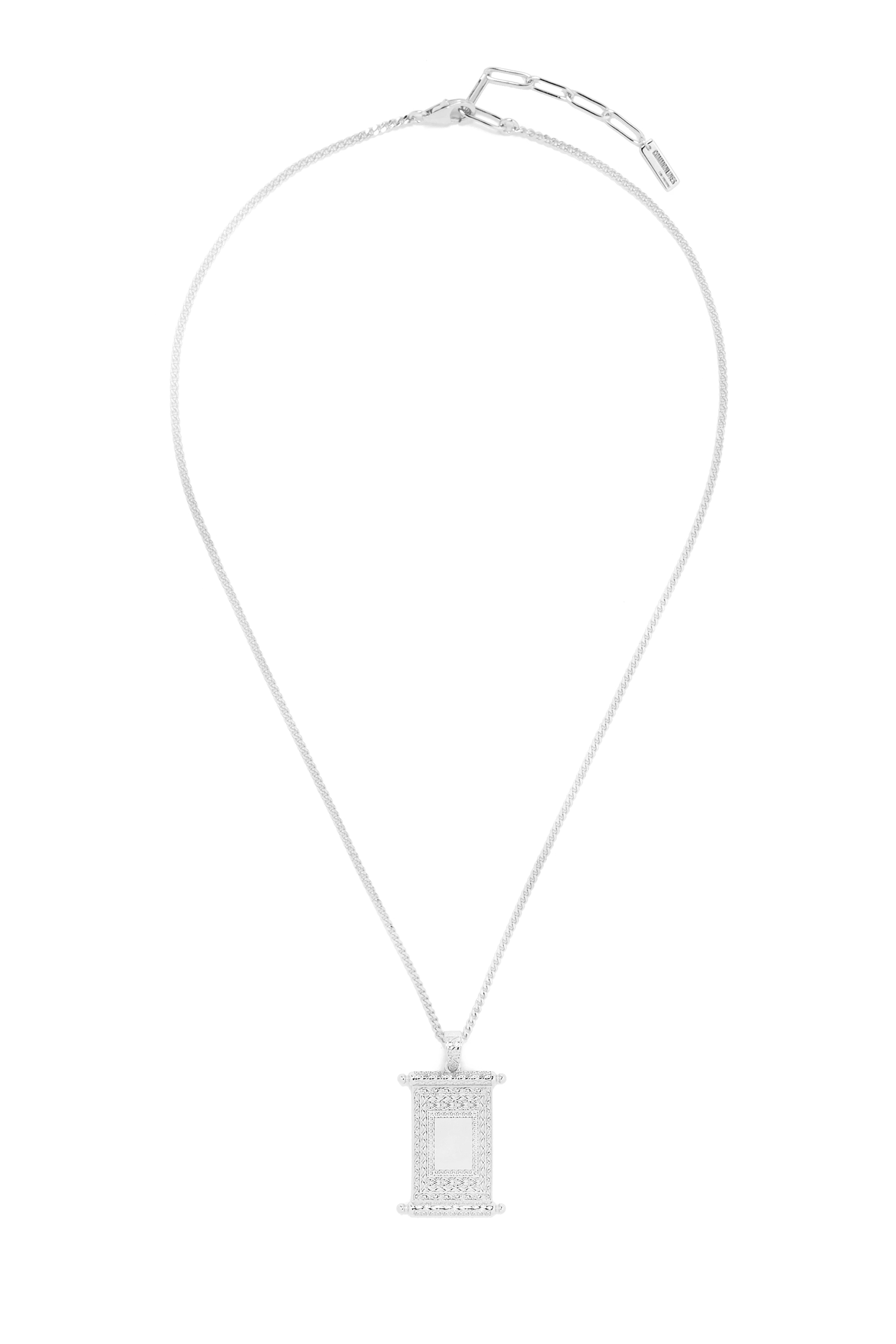 قلادة اينشنت سكرول، فضة إسترلينية