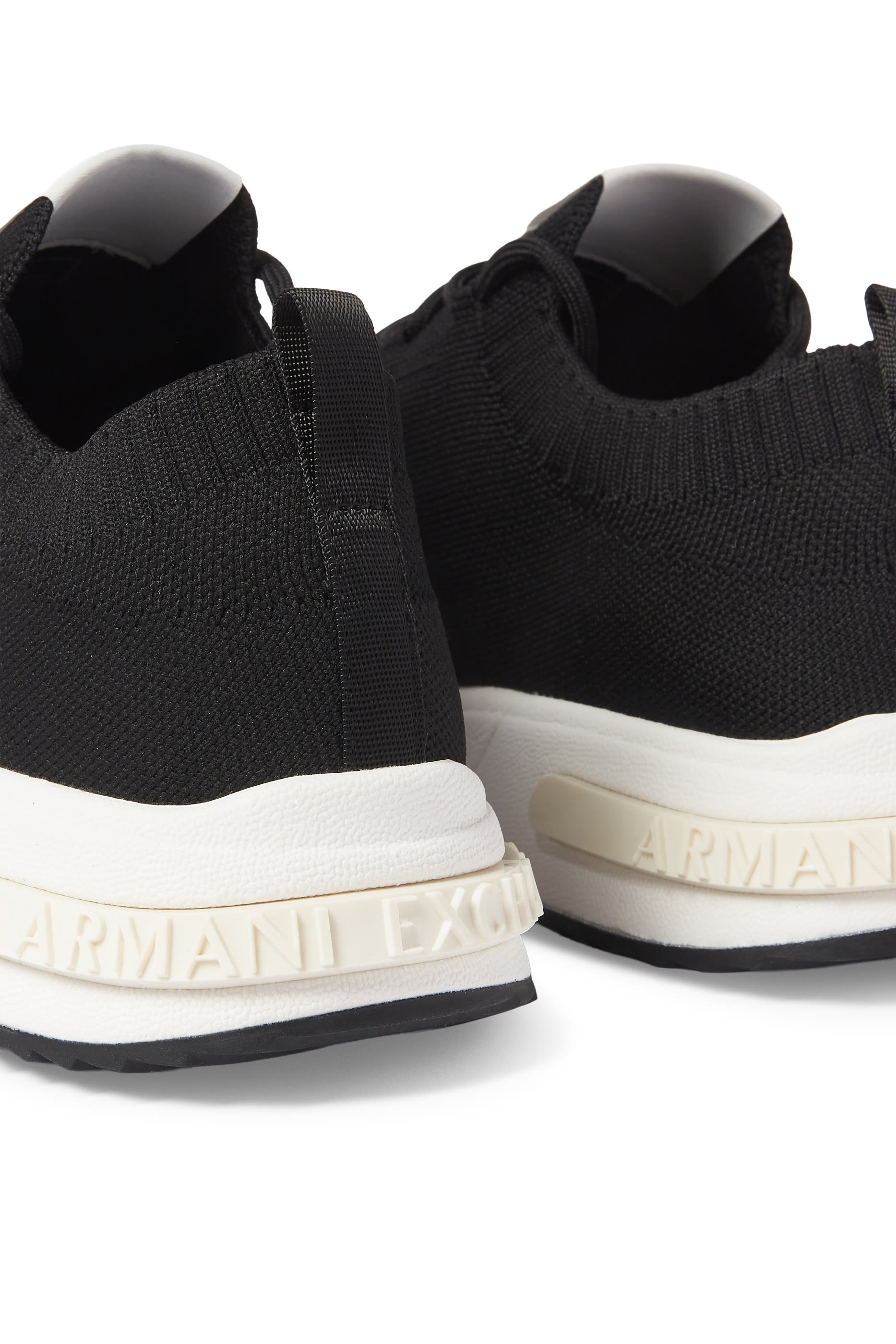 سنيكرز داسلدروف أسفل الكاحل بشعار الماركة