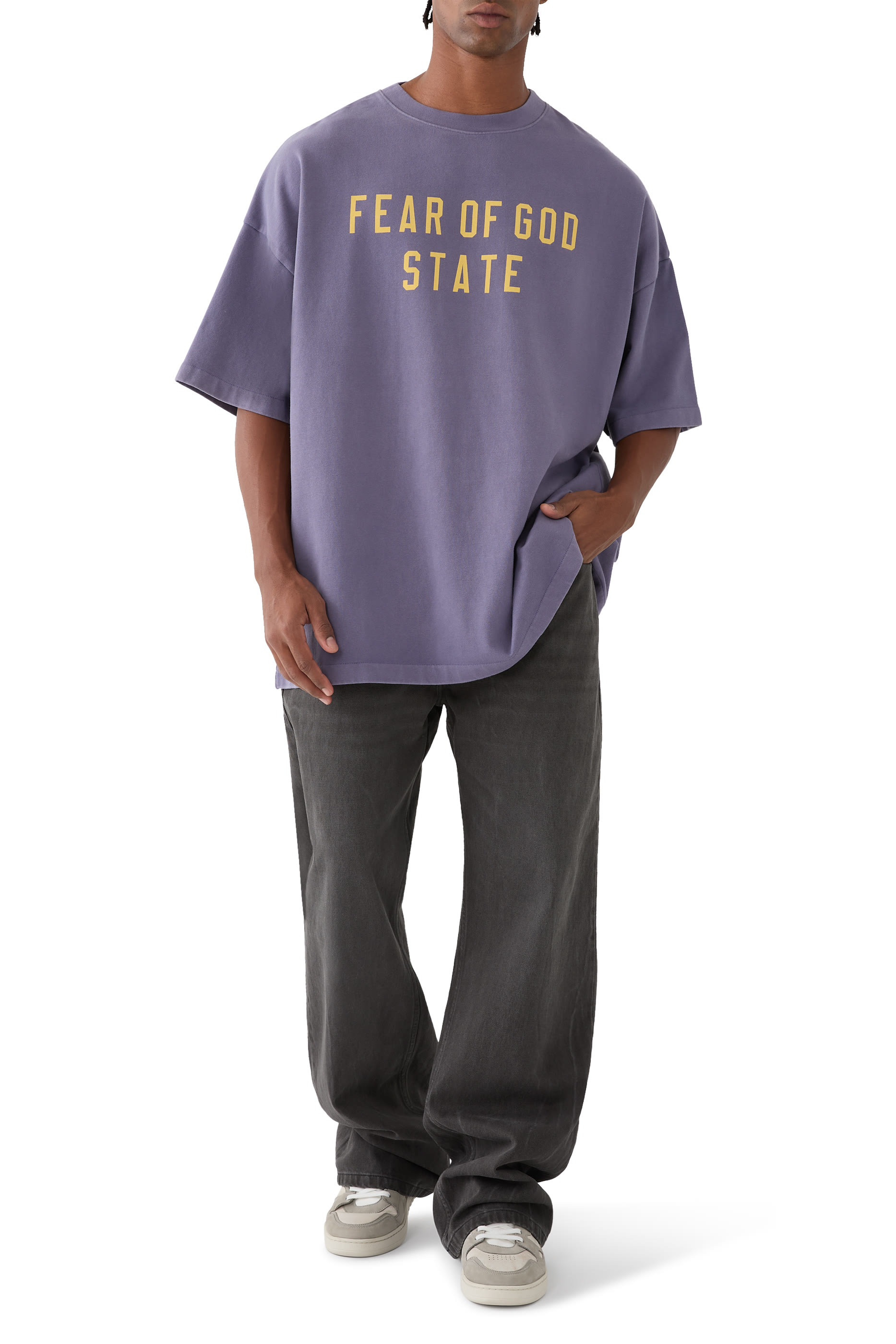 تيشيرت بياقة ضيقة قماش ثقيل