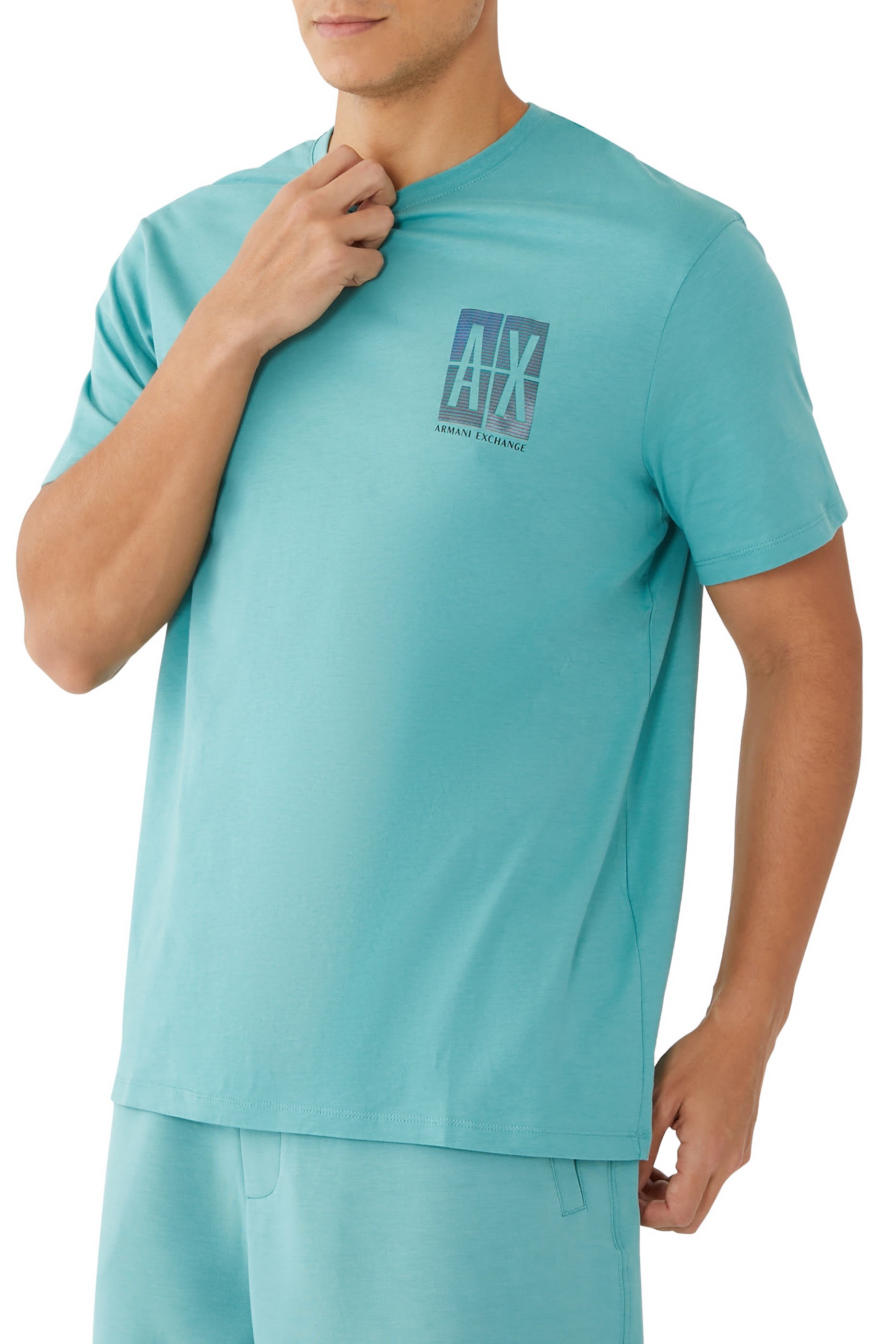 تيشيرت ميتا نايتشر بطبعات شعار الماركة