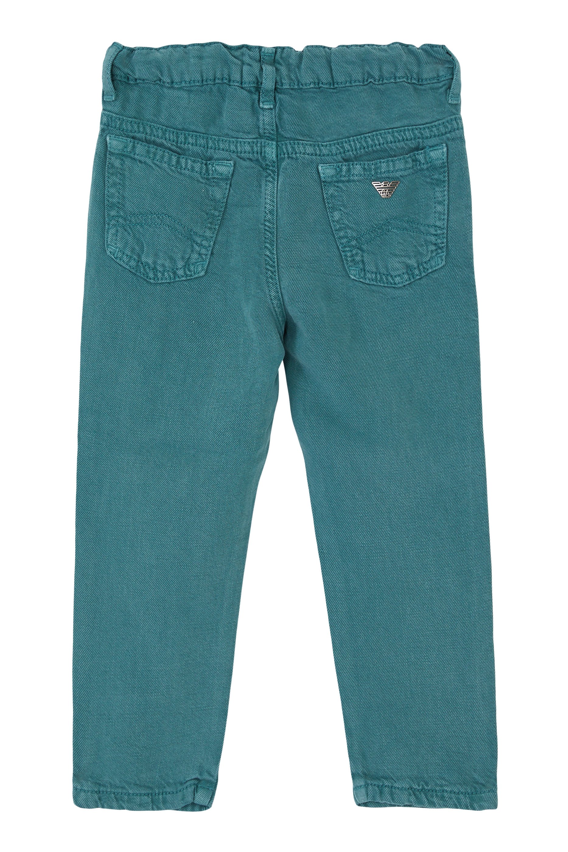 بنطال جينز بتفاصيل شعار الماركة للأطفال