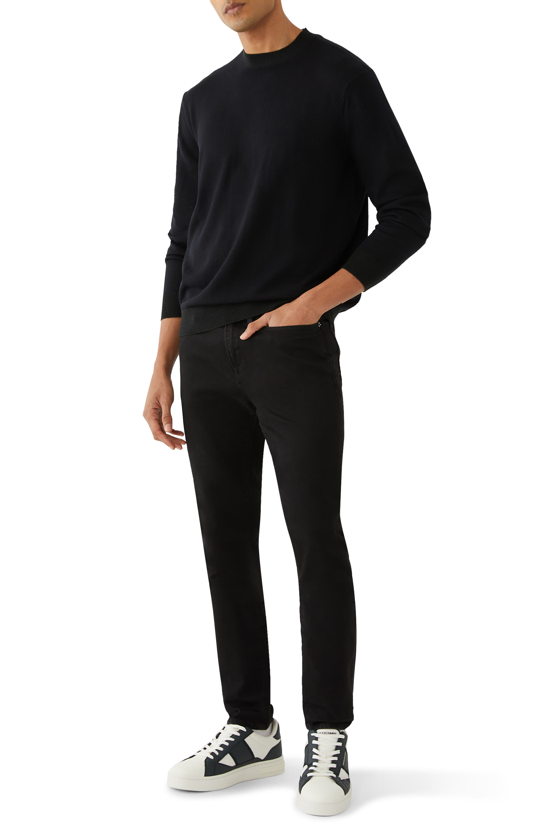 سترة بأكمام طويلة