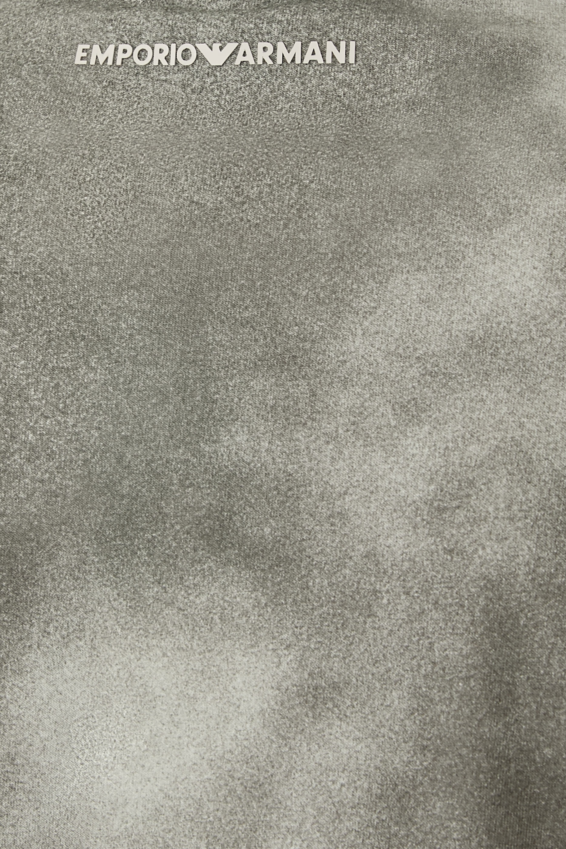 تيشيرت بطبعة نسر رقمية