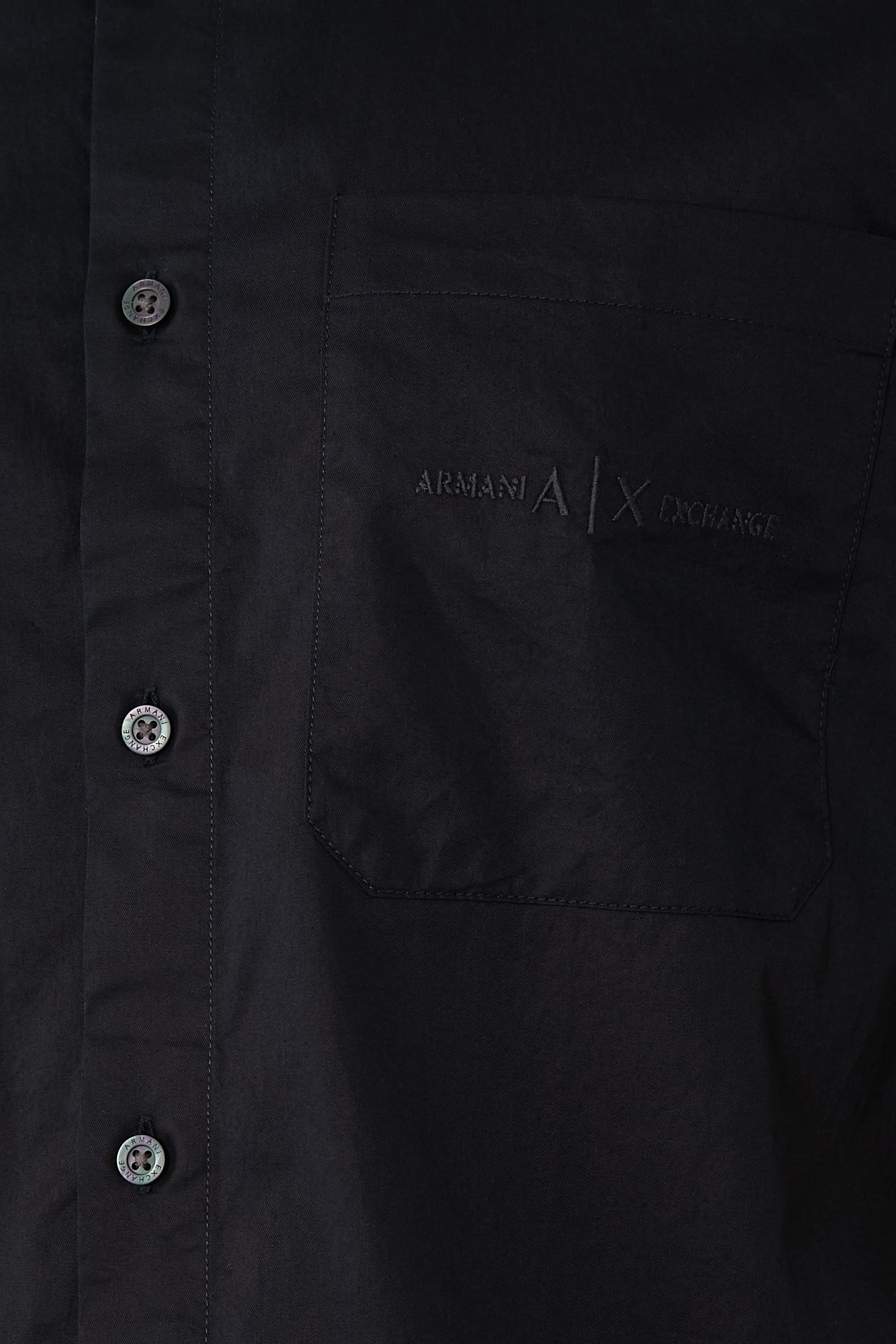 قميص كاجول مزين بشعار الماركة قماش ناعم