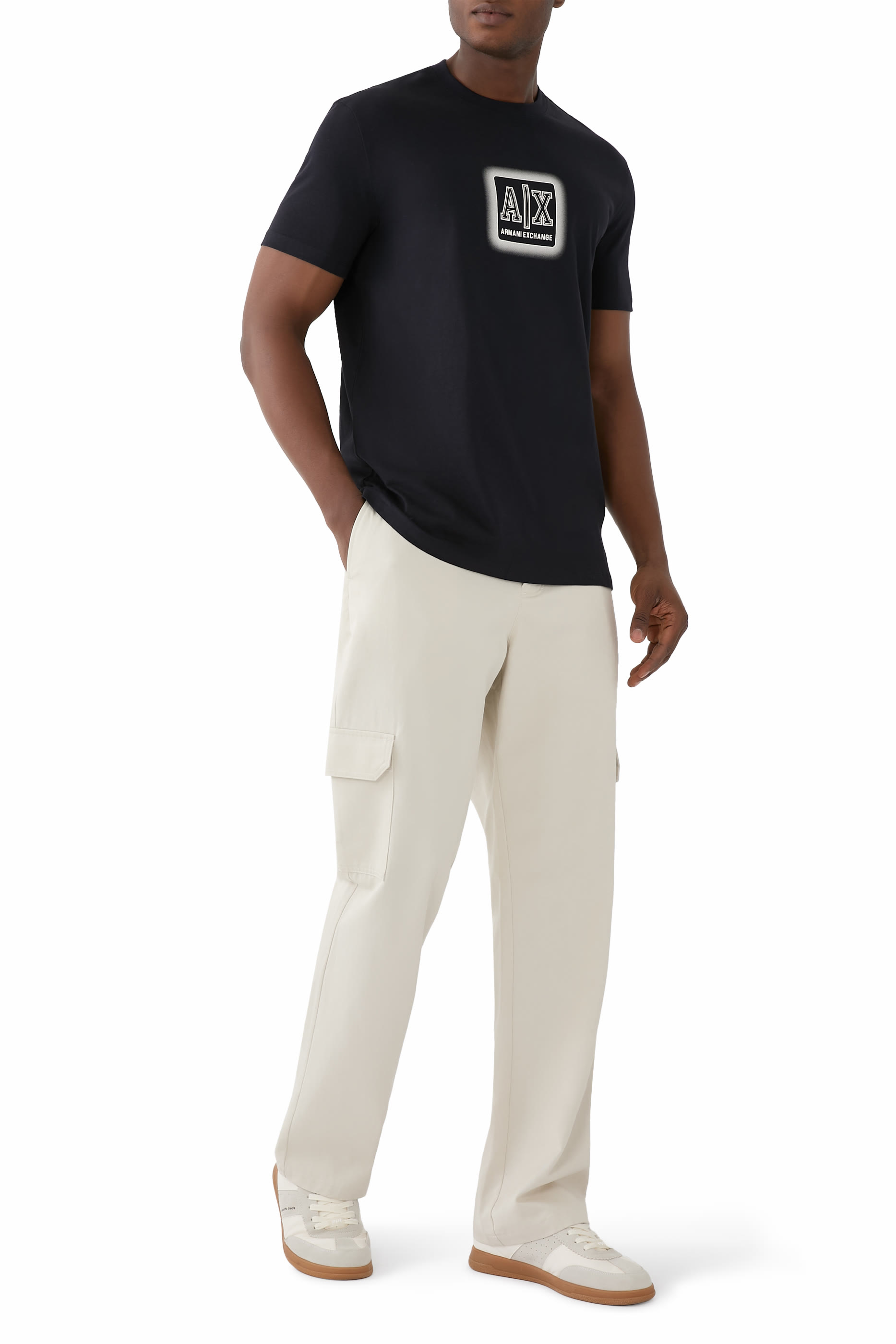 تيشيرت بشعار الماركة