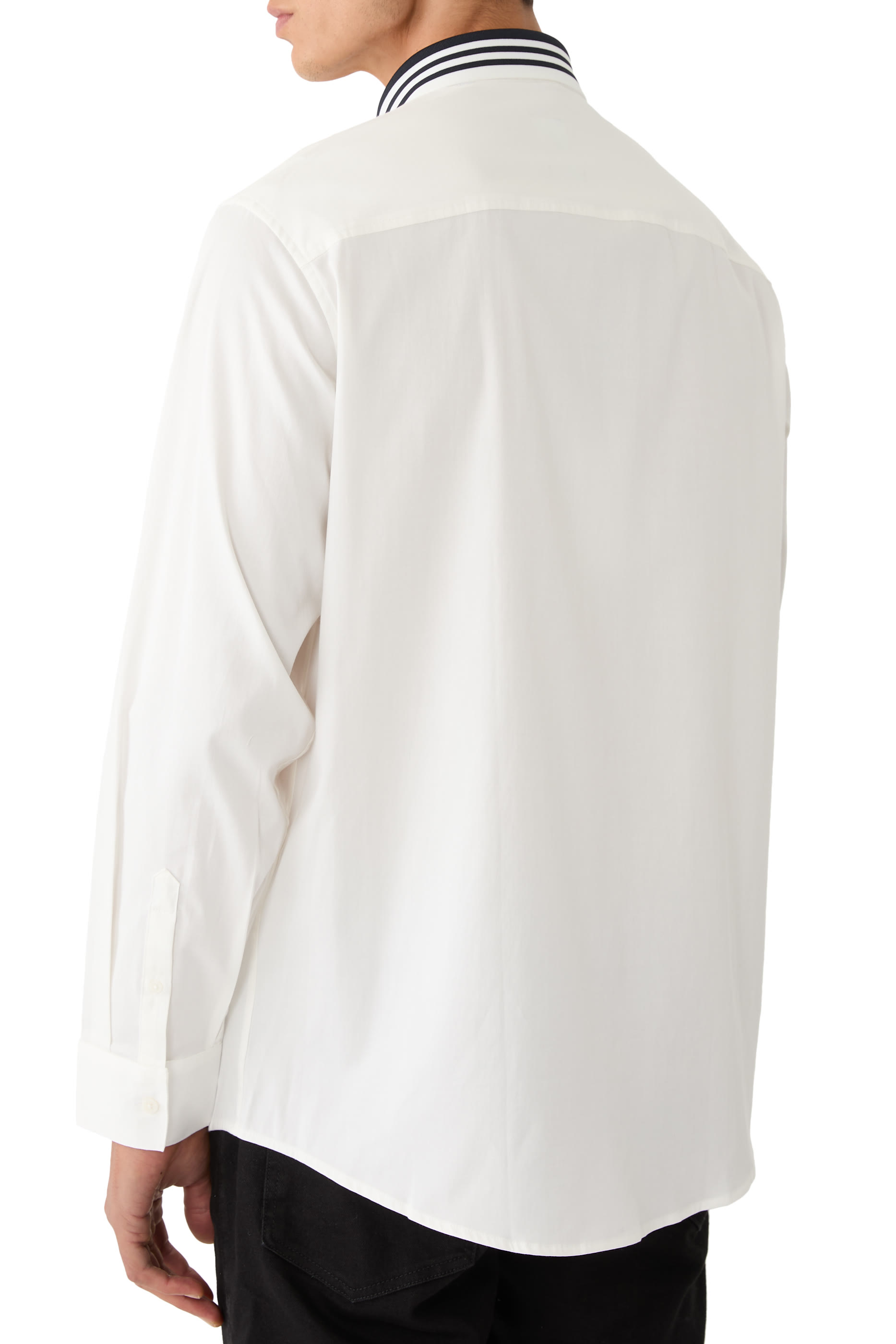 قميص مارينا بأكمام طويلة وشعار الماركة