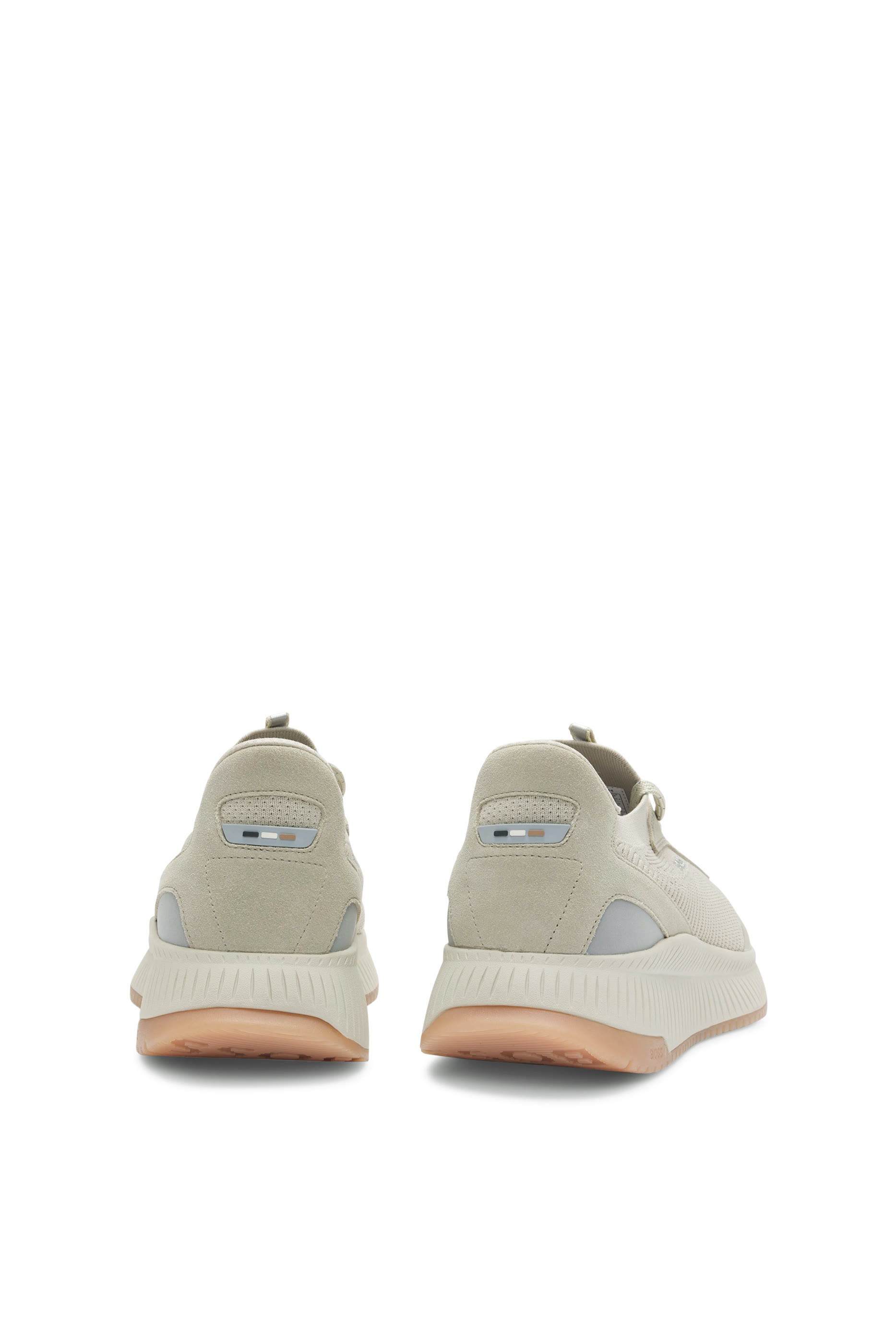 سنيكرز تي تي إن إم إيفو