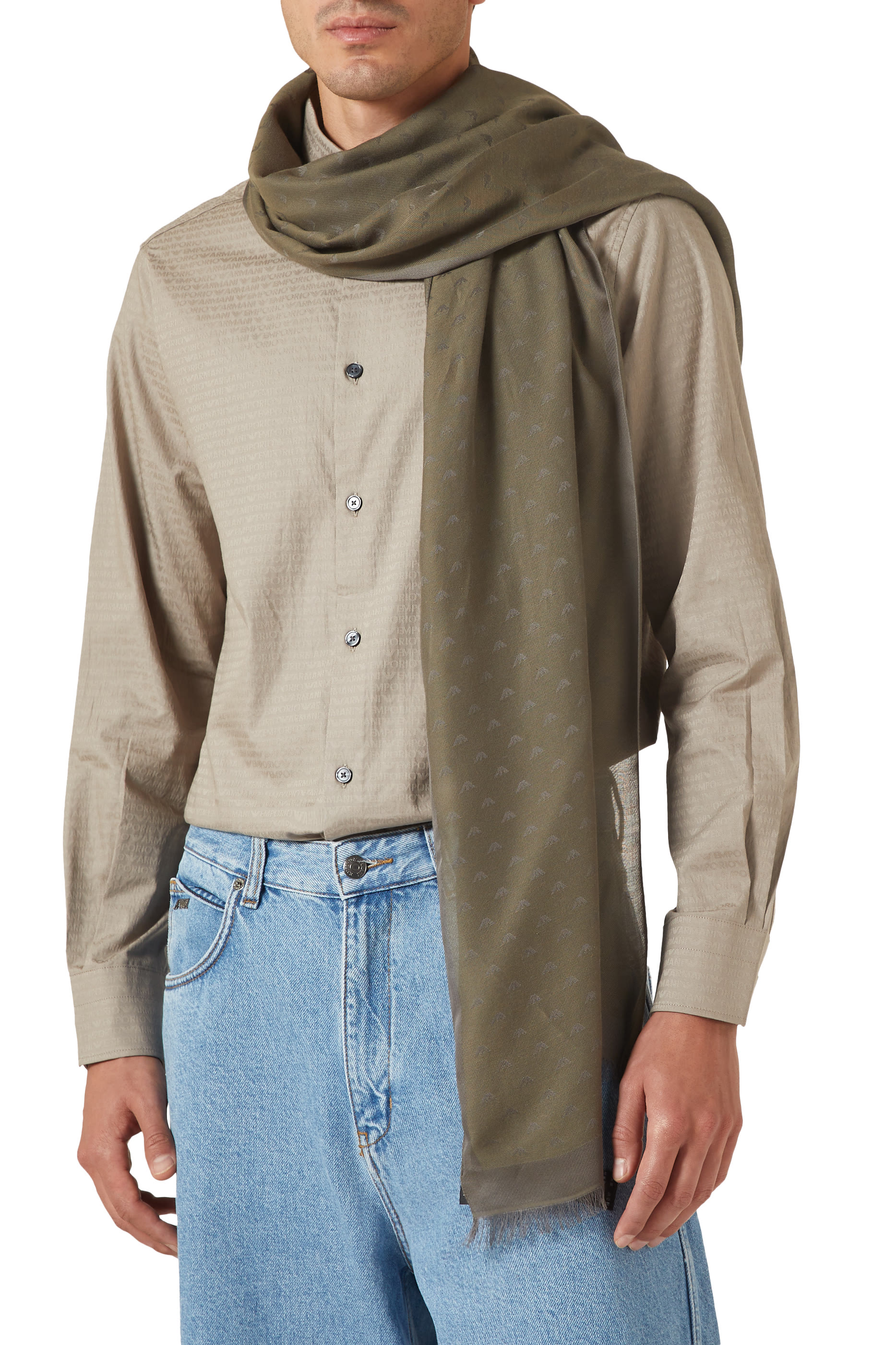 وشاح بشعار الماركة بحجم صغير