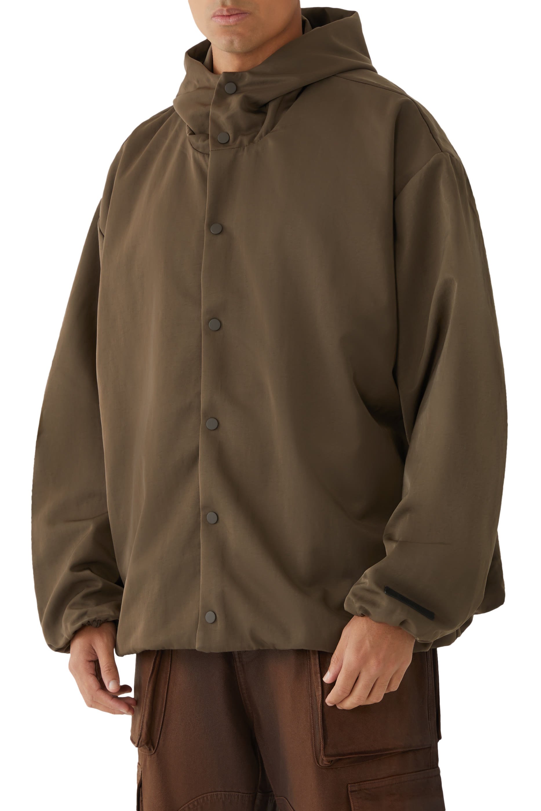 جاكيت كوتشز بغطاء للرأس نايلون بارز الملمس