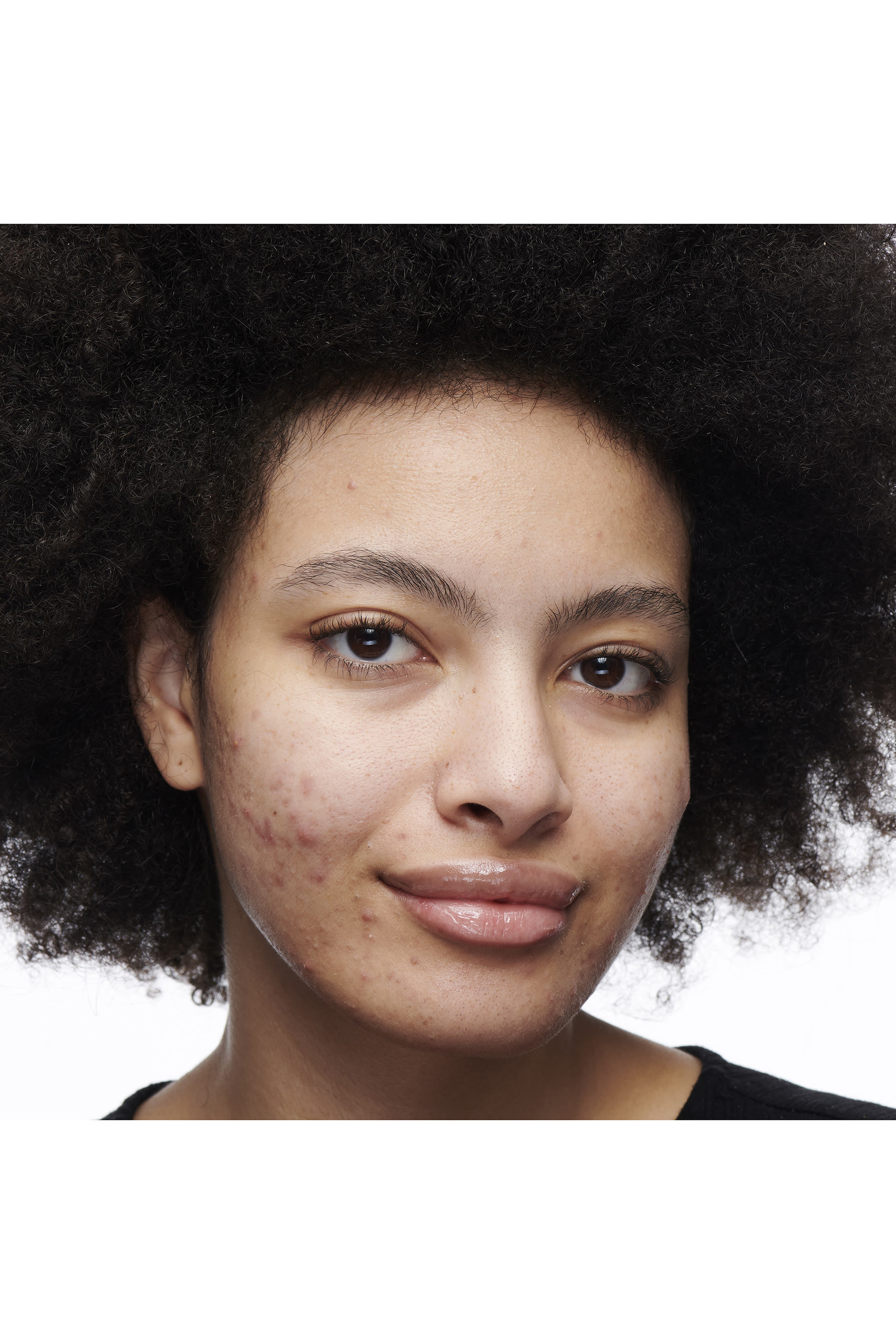 خافي عيوب ستوديو راديانس بفعالية السيروم