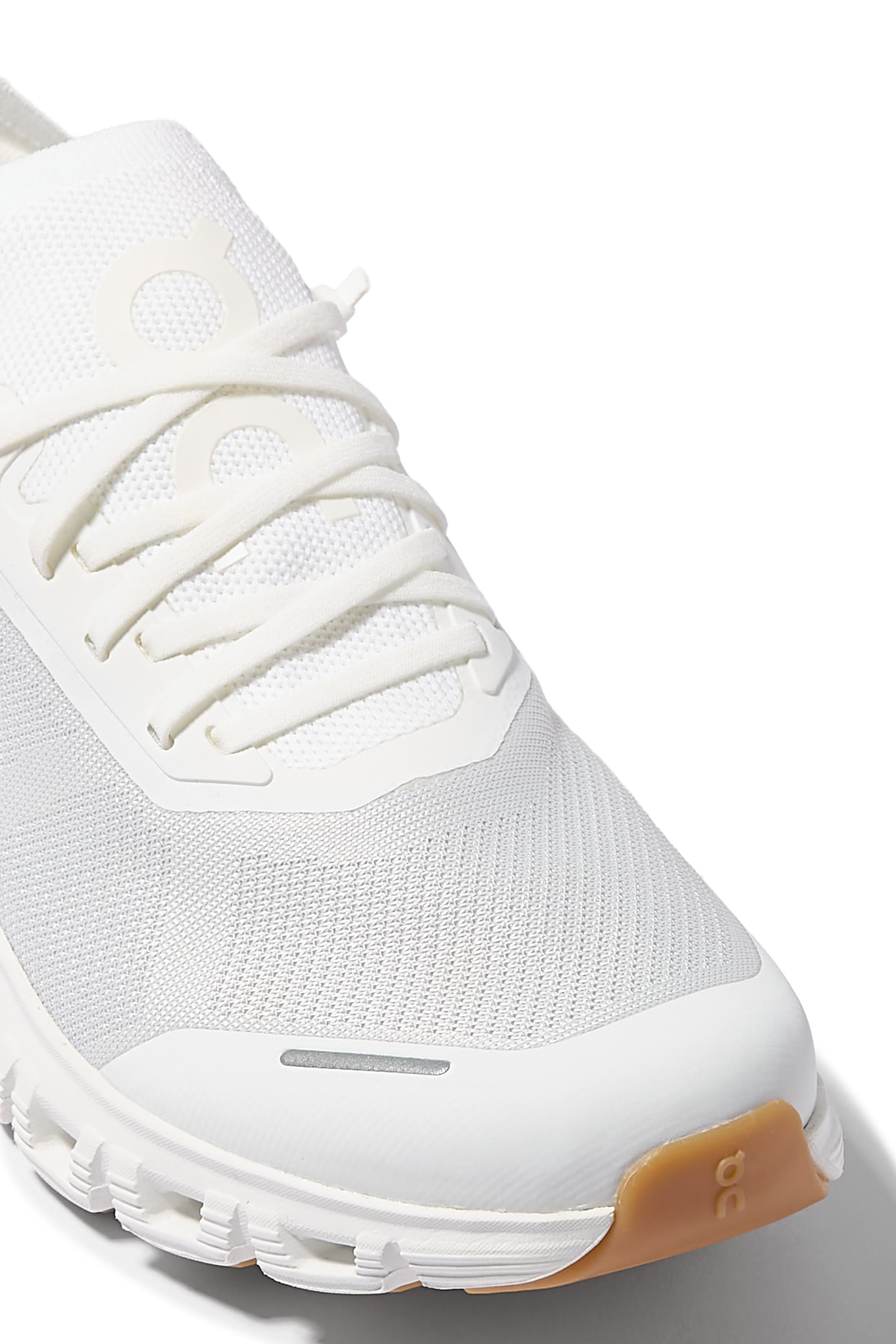 سنيكرز فيرسا كلاود 6