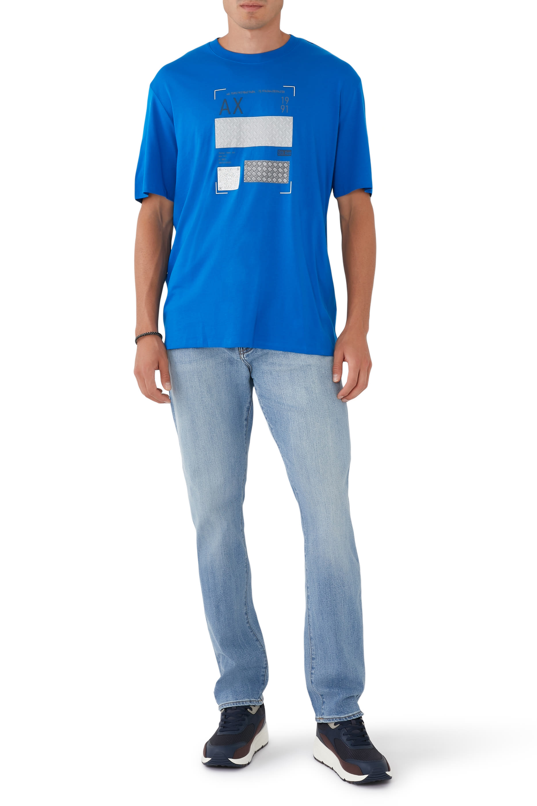 تيشيرت جمنازيوم بياقة ضيقة