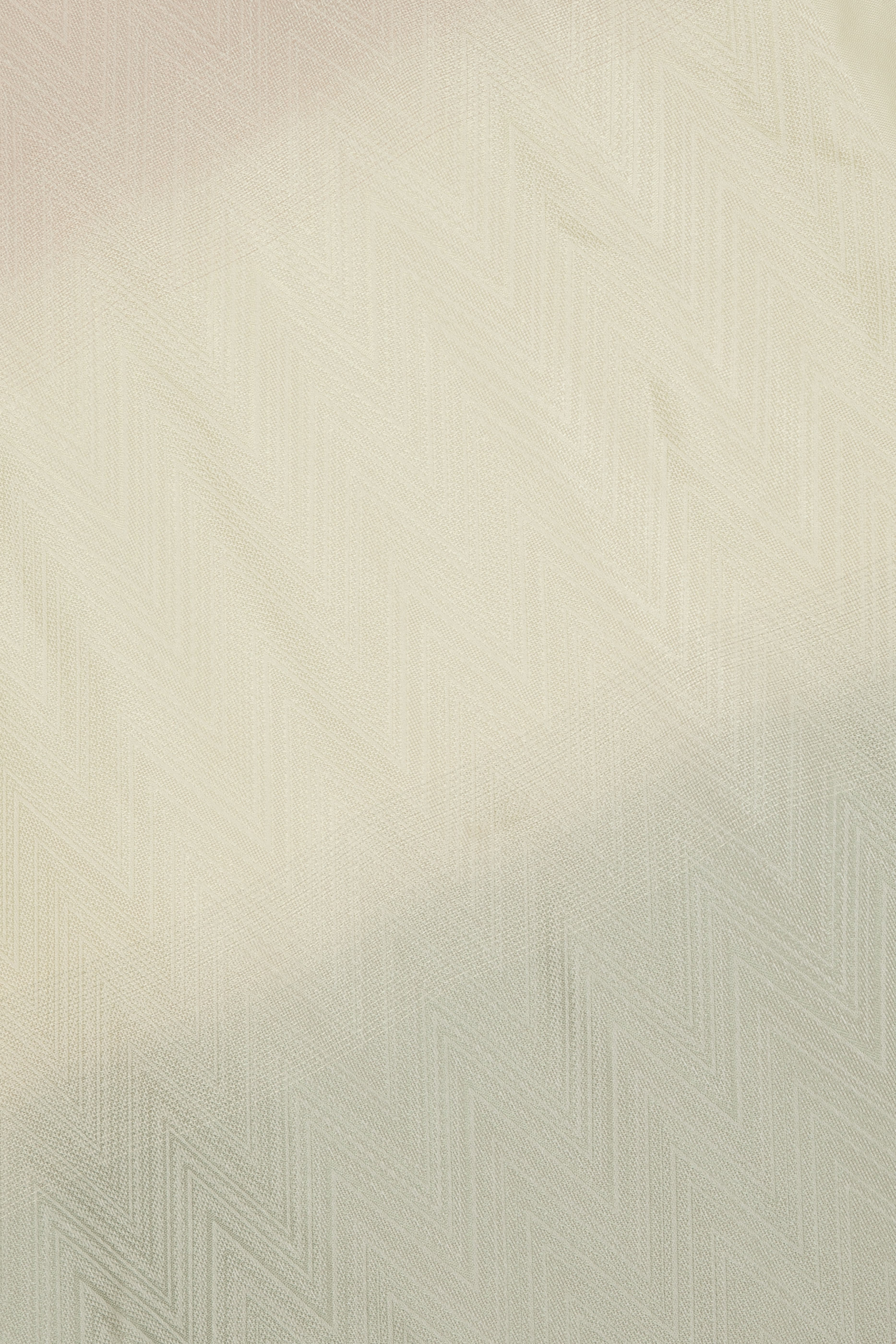 وشاح بلون متدرج