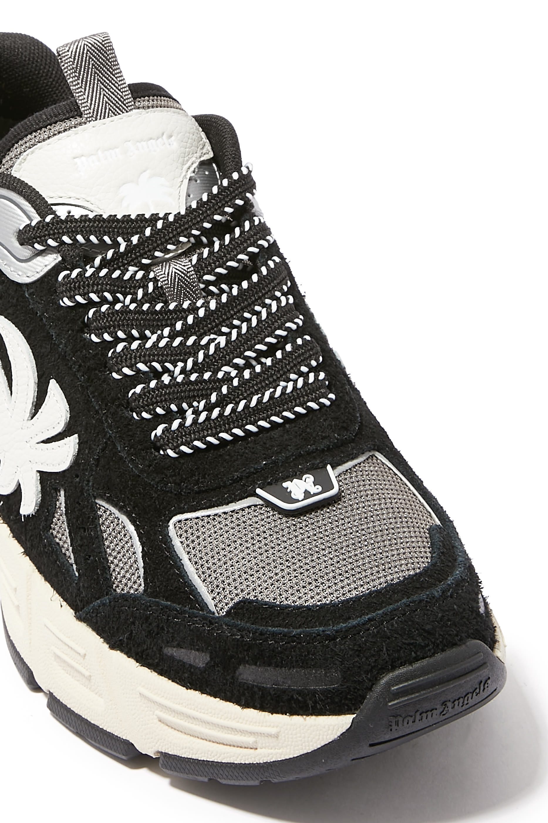 سنيكر بالم للجري