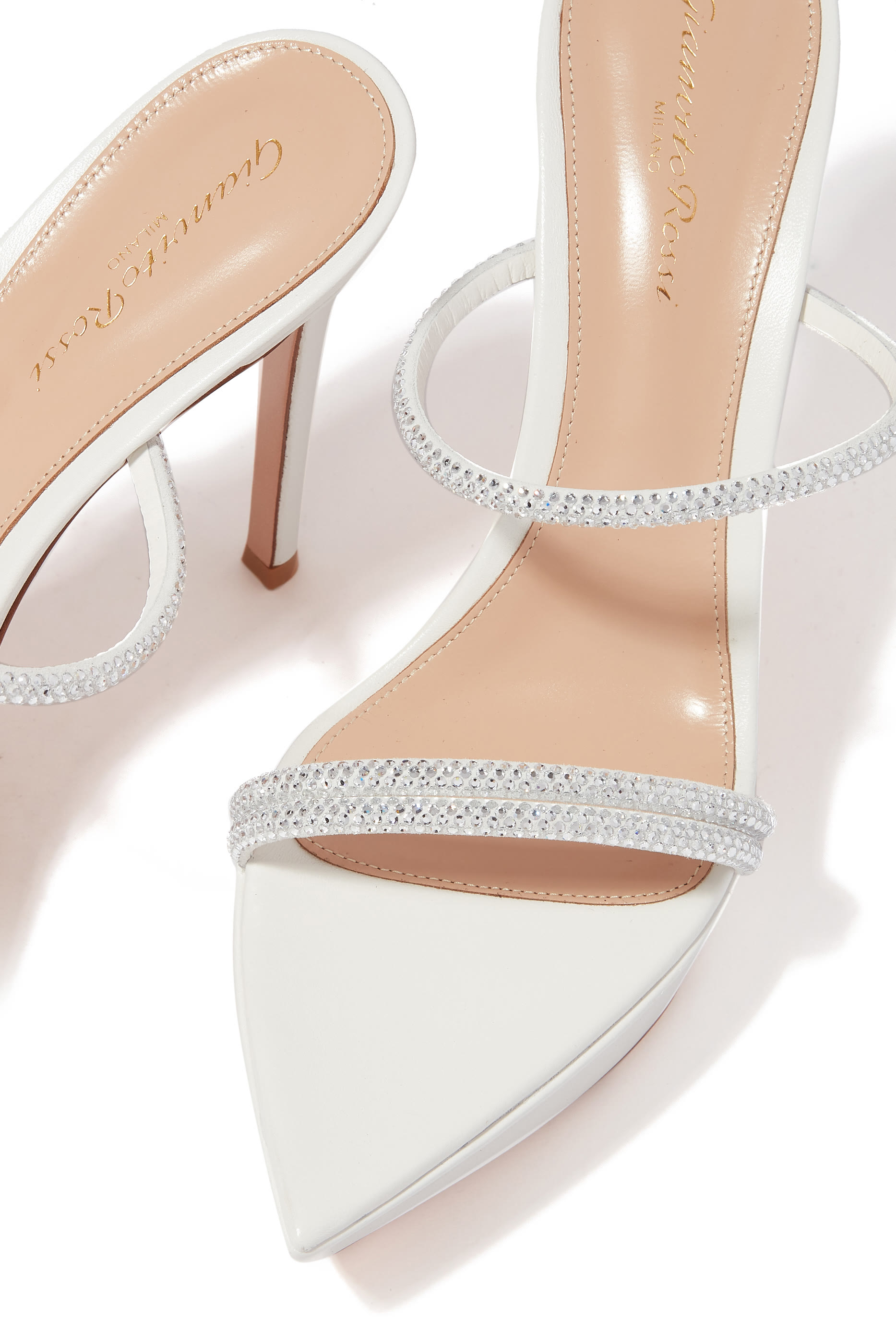 صندل كان بنعل سميك وكعب عالي مقاس 105 مم جلد