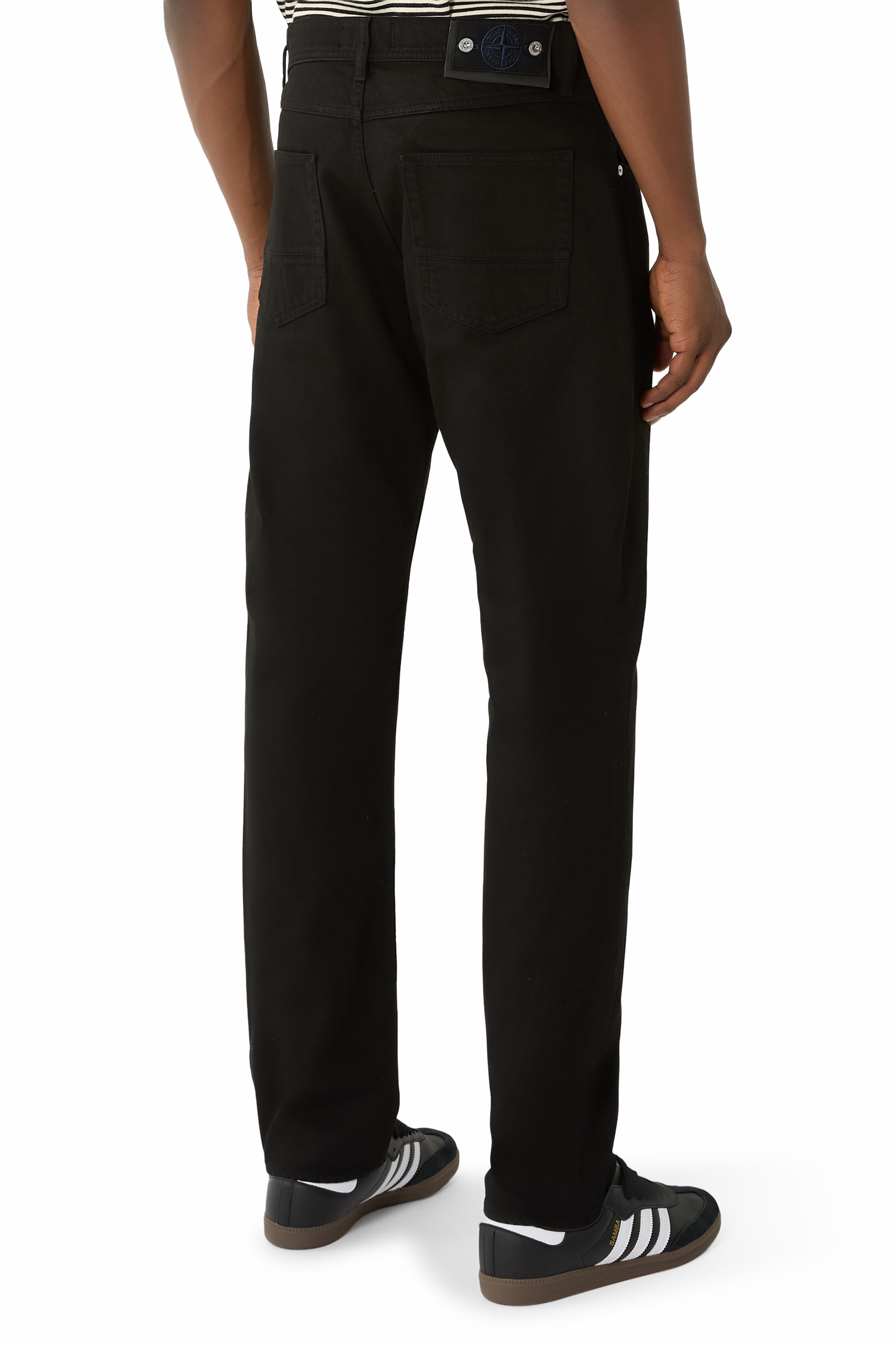 بنطال جينز بقصة مستقيمة دنيم