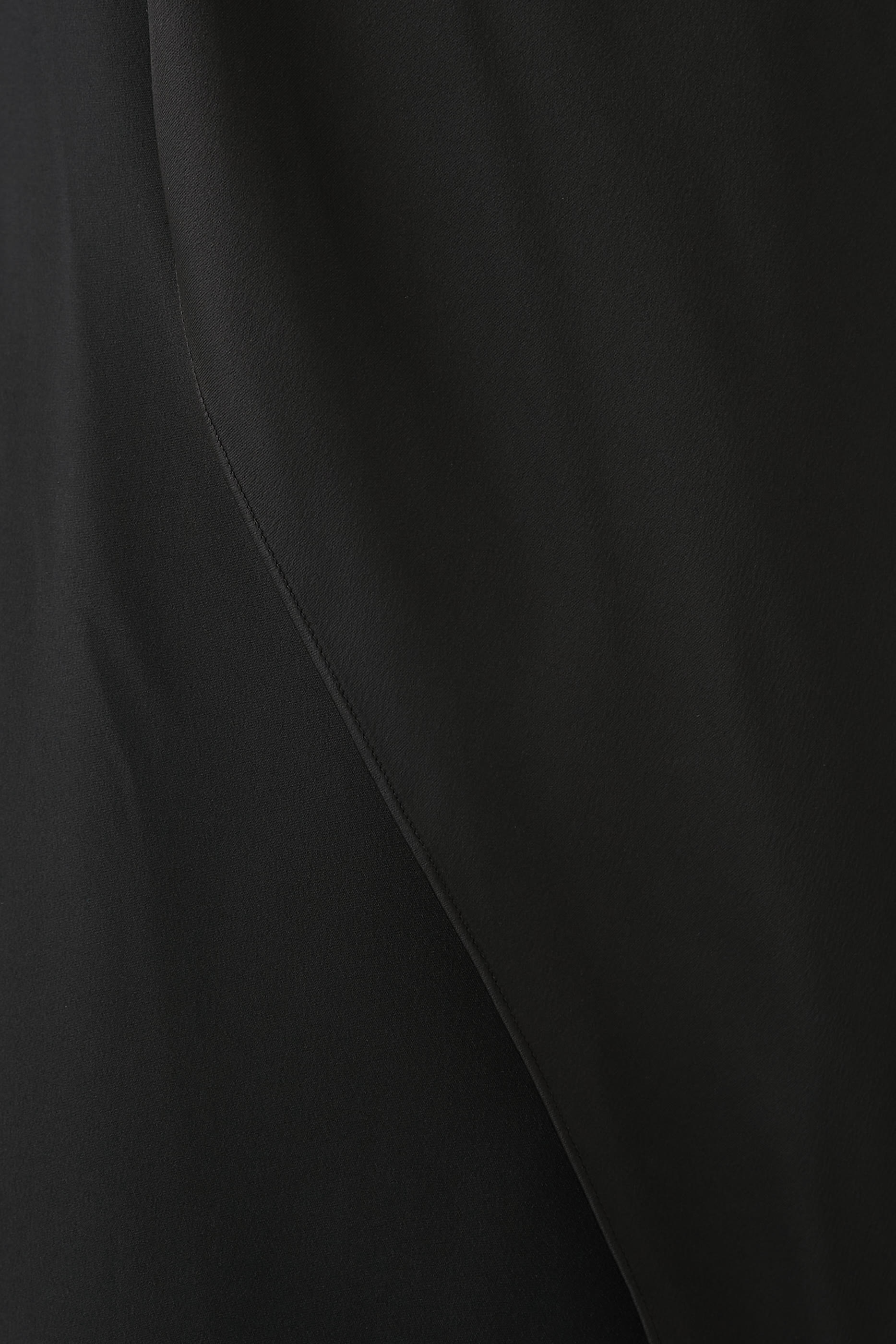 فستان بيرينسون قصير