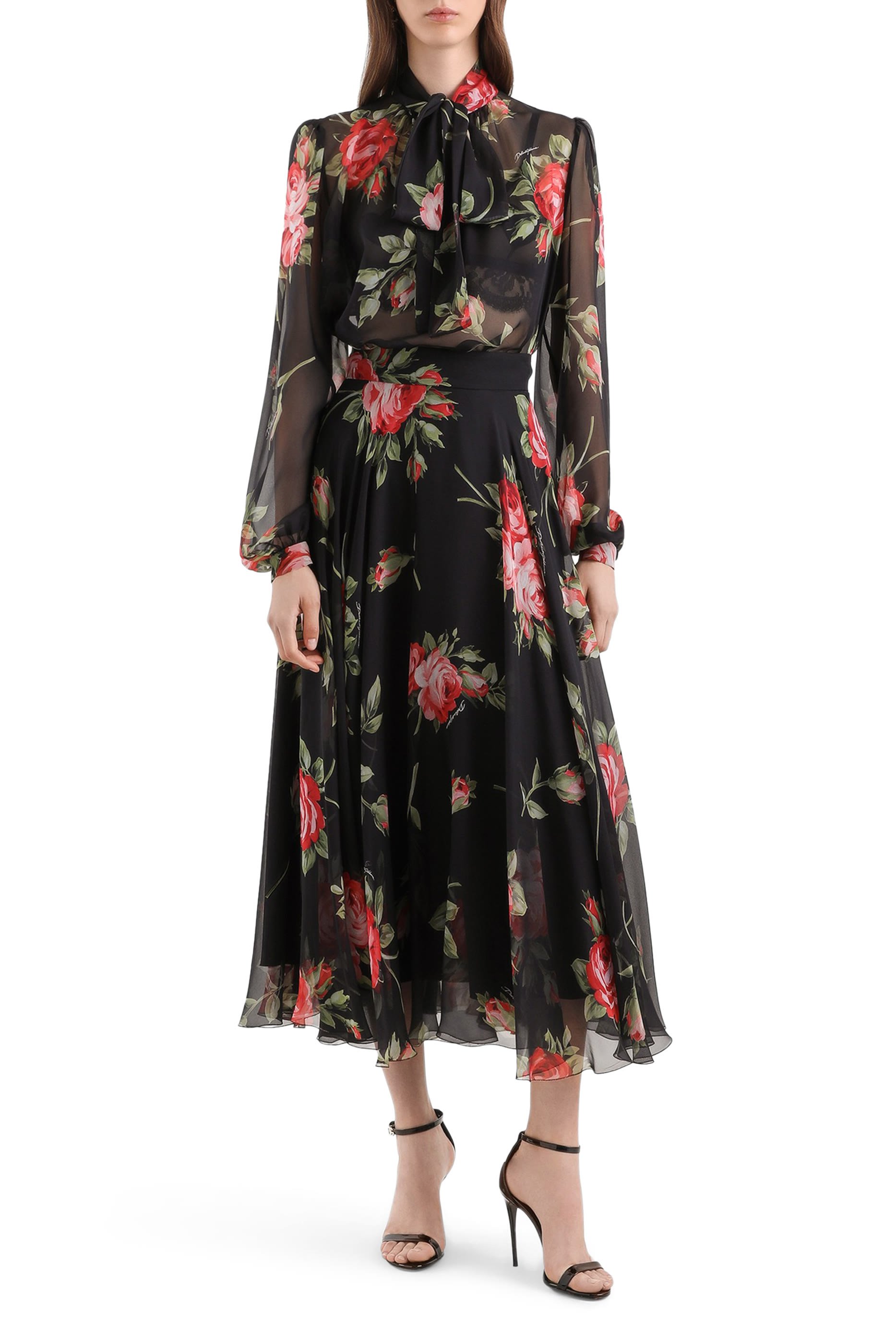 بلوزة شيفون بنقشة ورد