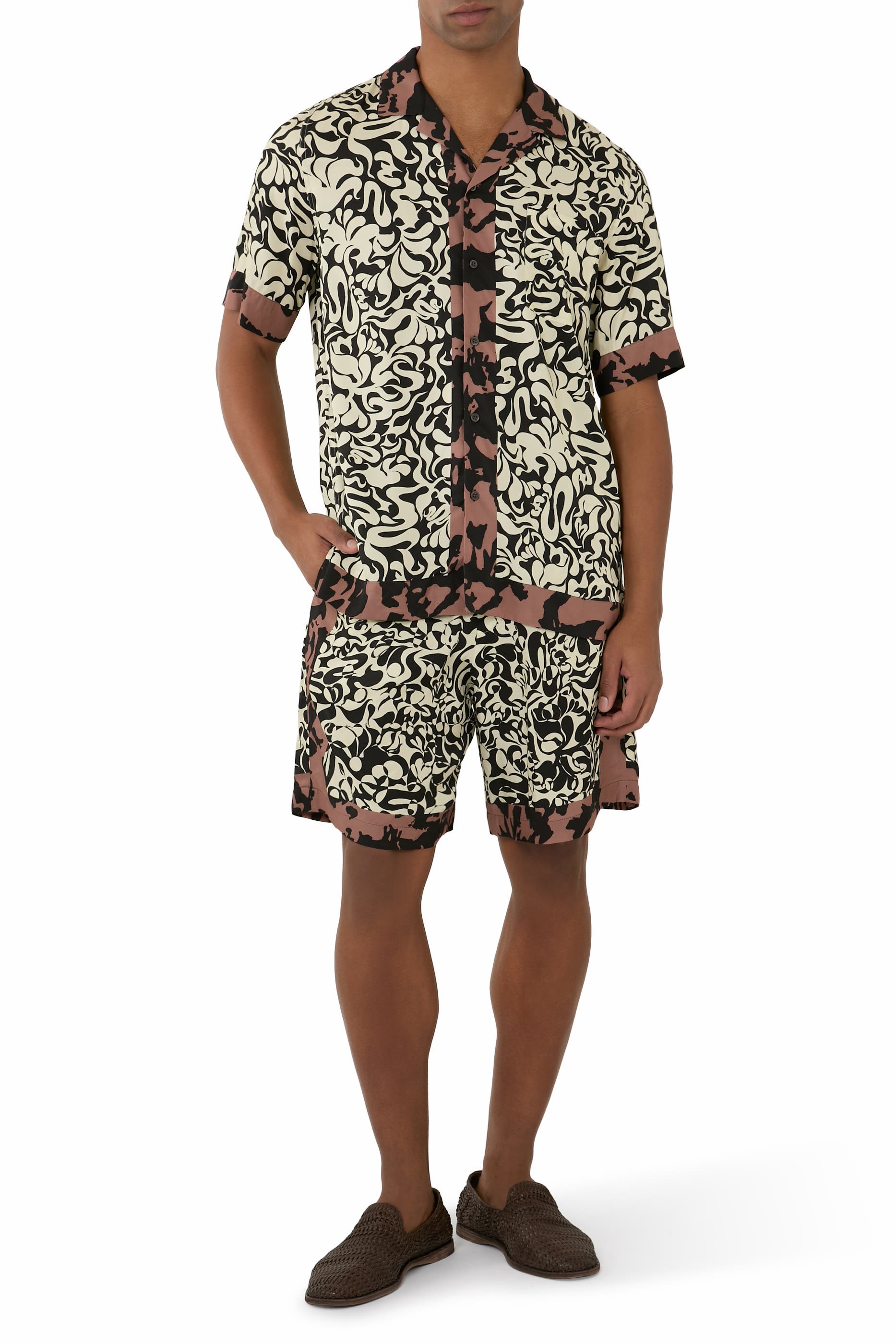 قميص كارلتون