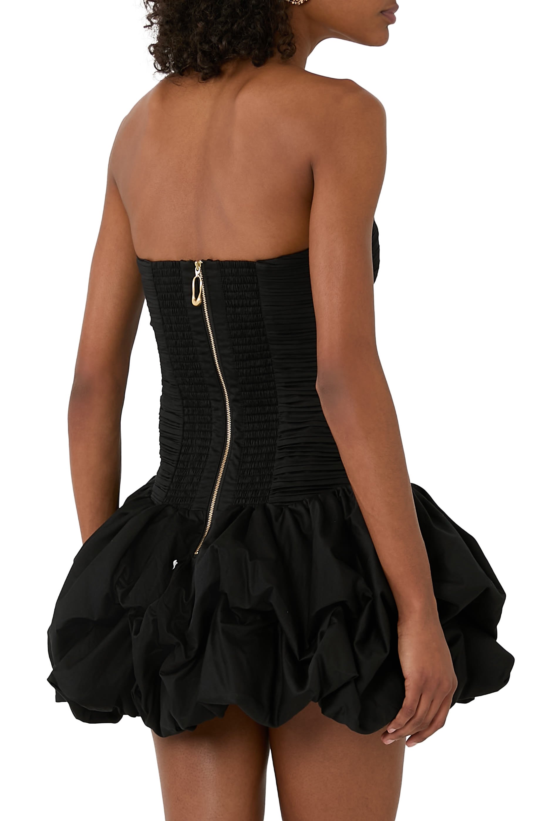 فستان فيوليت قصير  بحافة واسعة