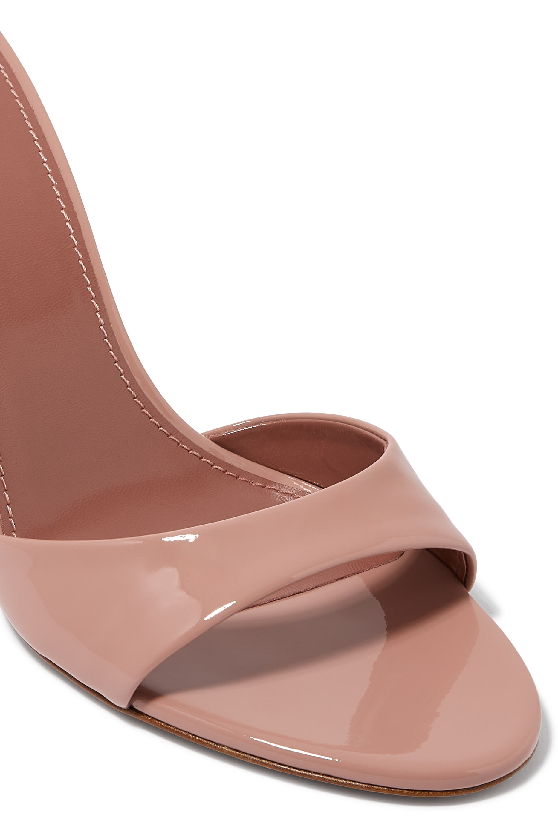 حذاء ليديا 70 مفتوح من الخلف