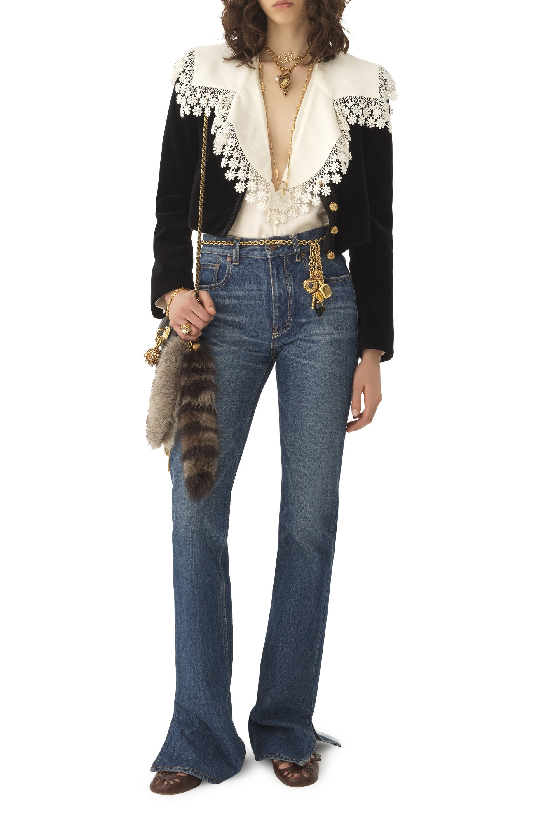 جاكيت سبنسر بقصة قصيرة قماش مخملي