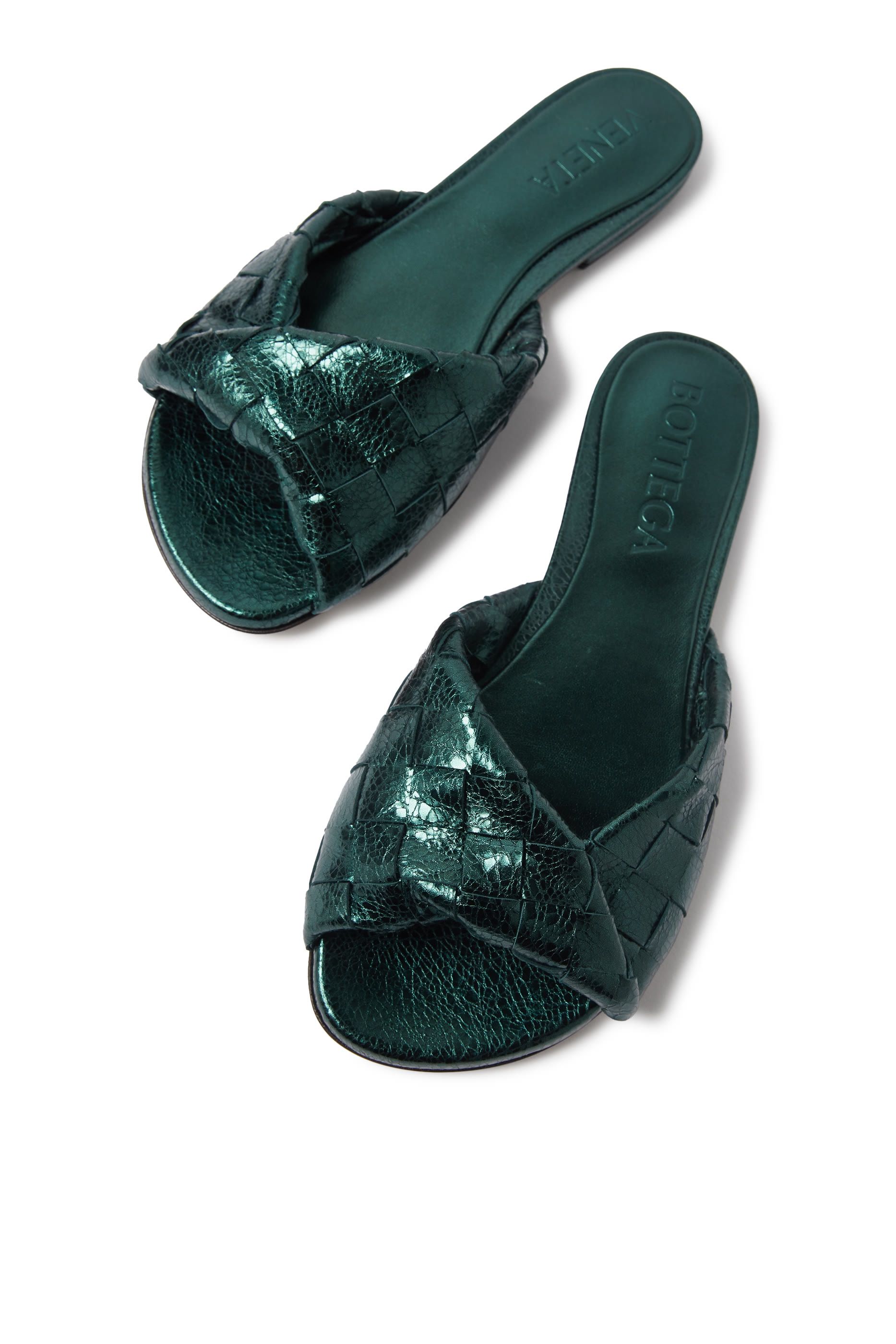 حذاء بلينك مفتوح من الخلف بكعب مسطح