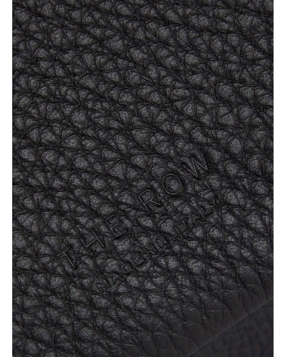 حقيبة هوبو بليك